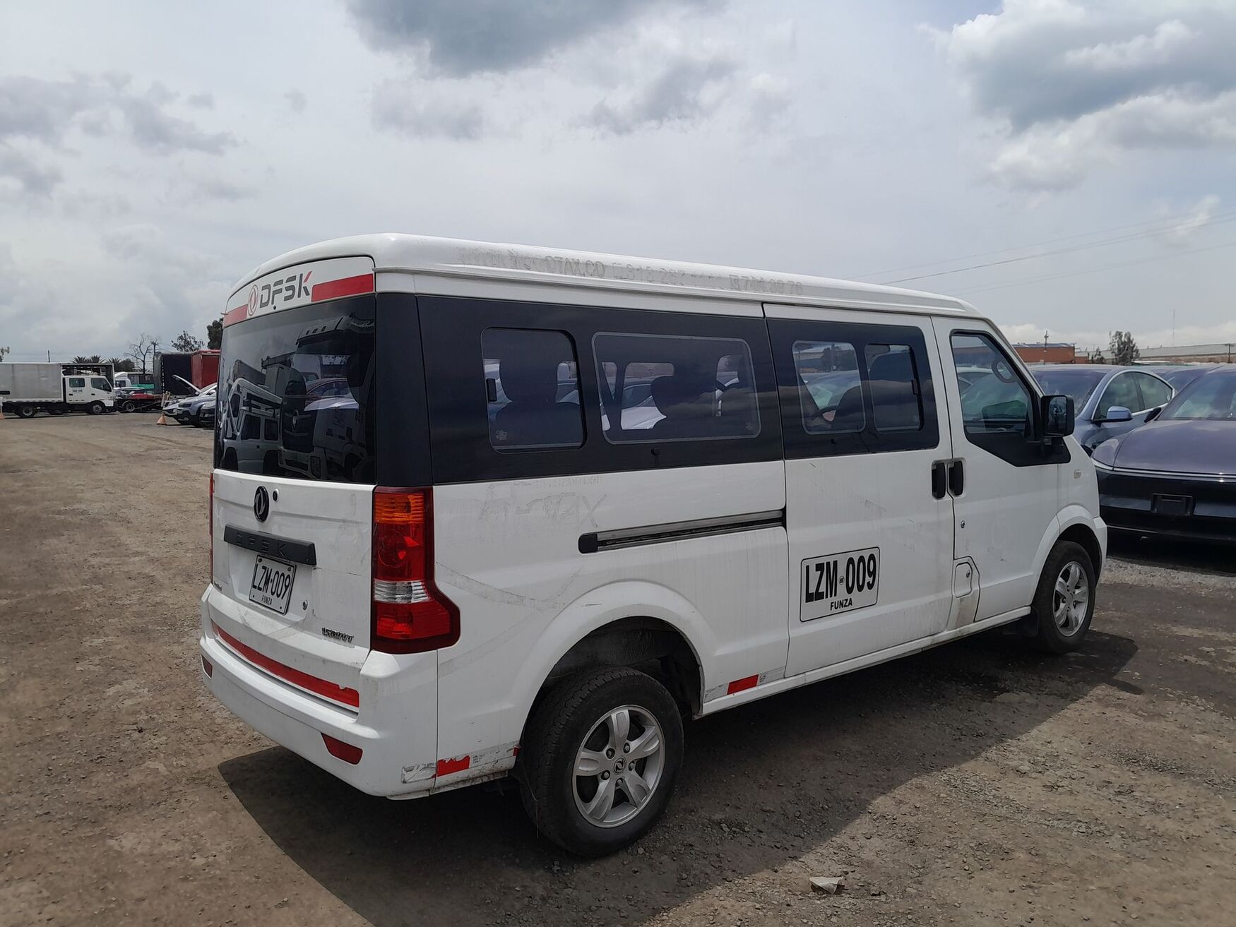 DFSK C37 2024