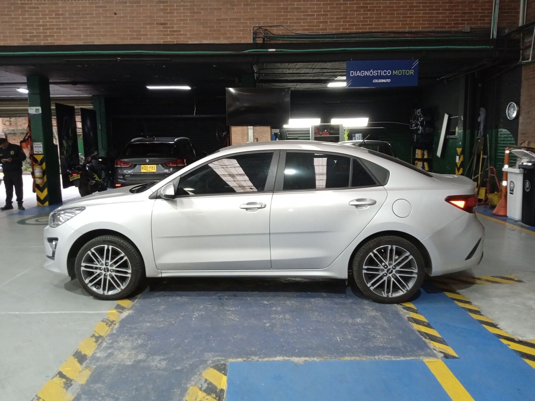 KIA RIO 2023