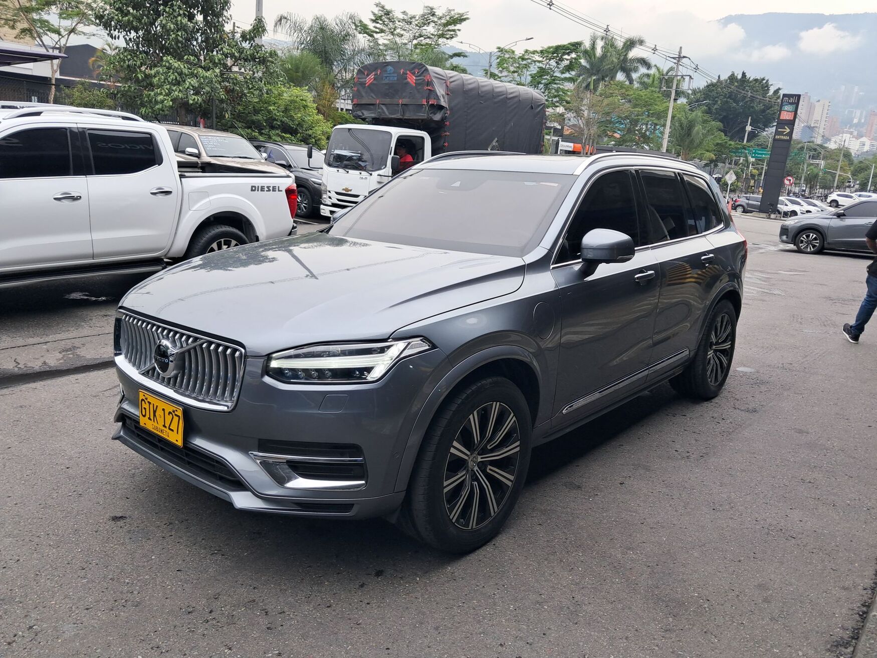 VOLVO XC90 2020