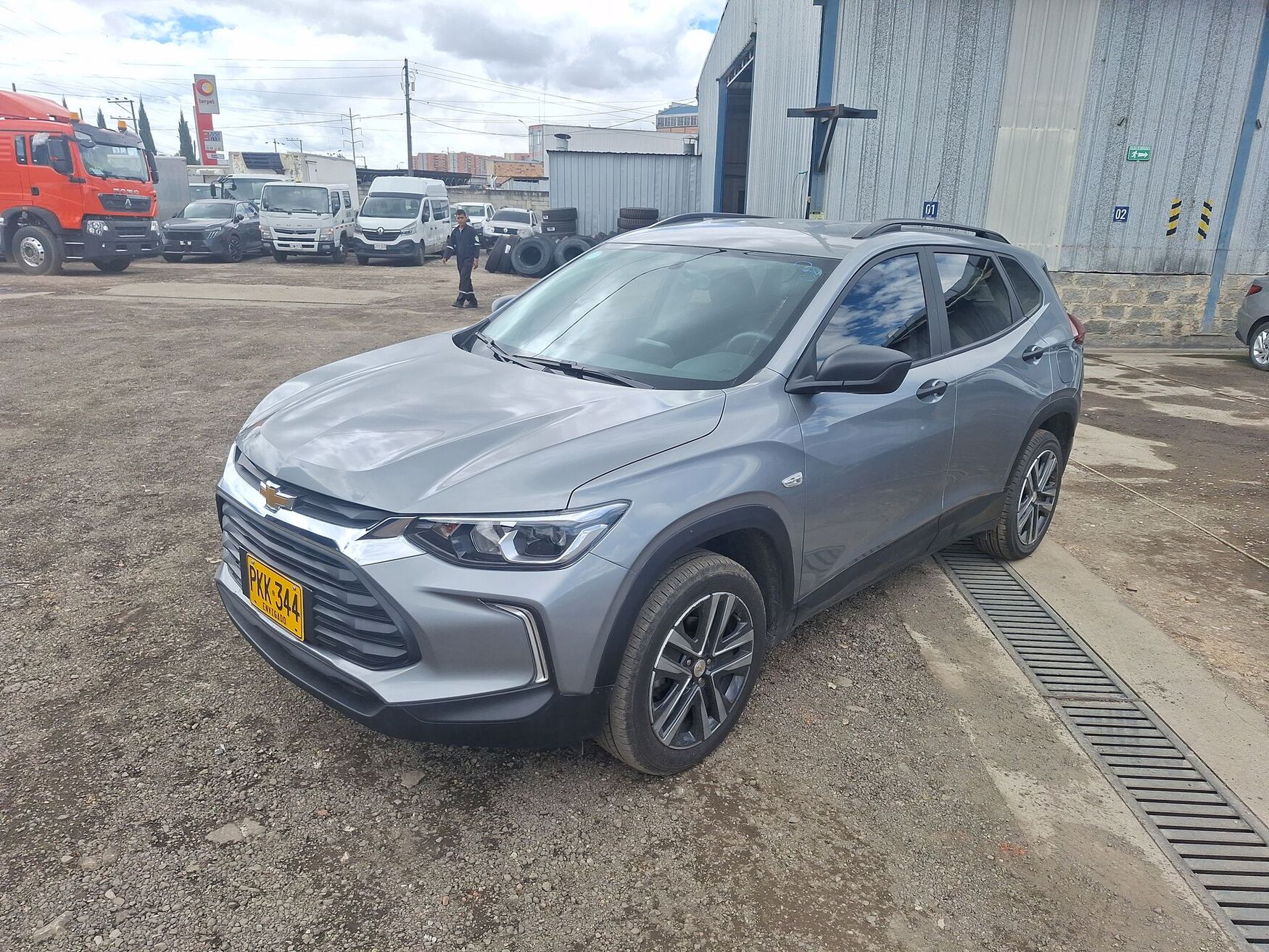 CHEVROLET TRACKER 2025