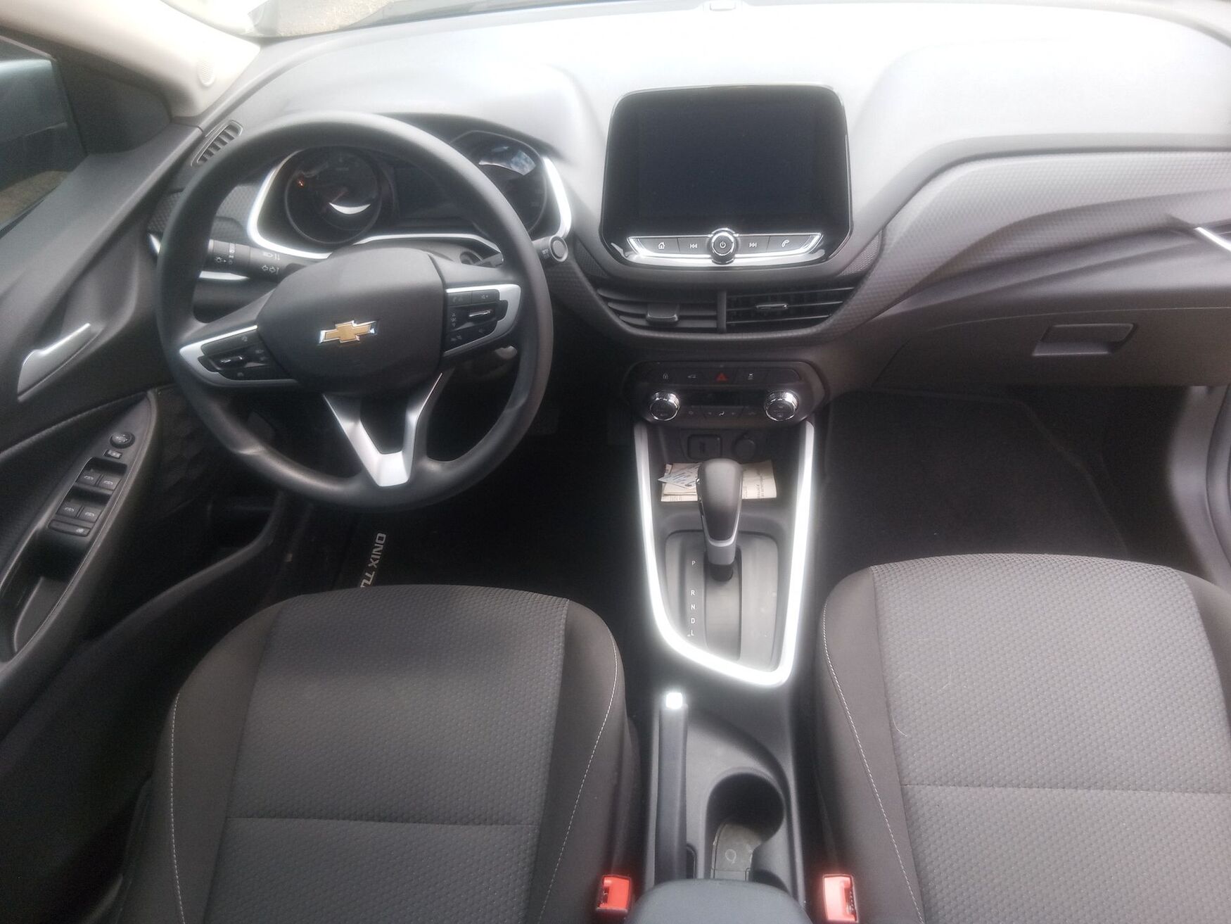 CHEVROLET ONIX 2025