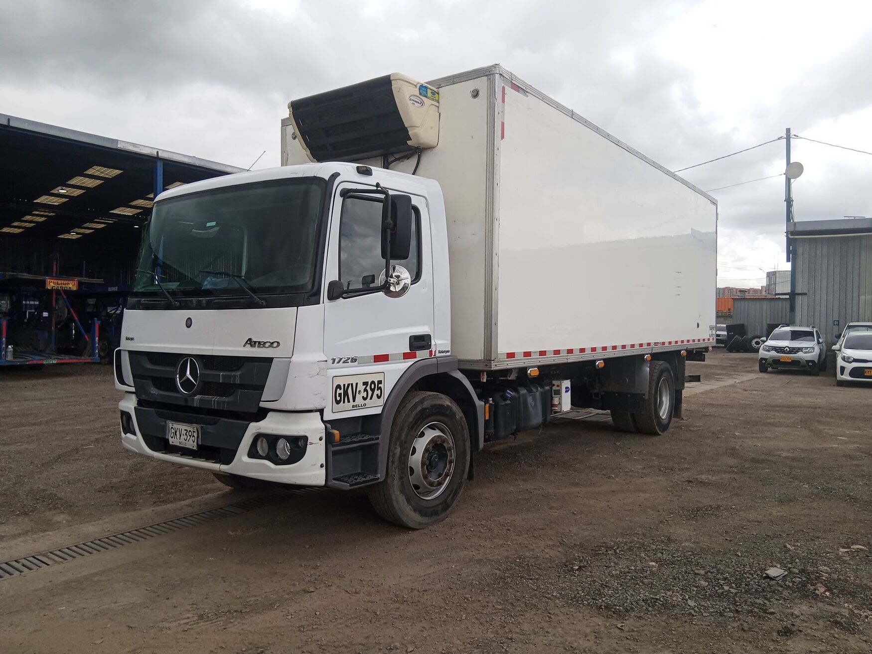 MERCEDES-BENZ ATEGO 2020