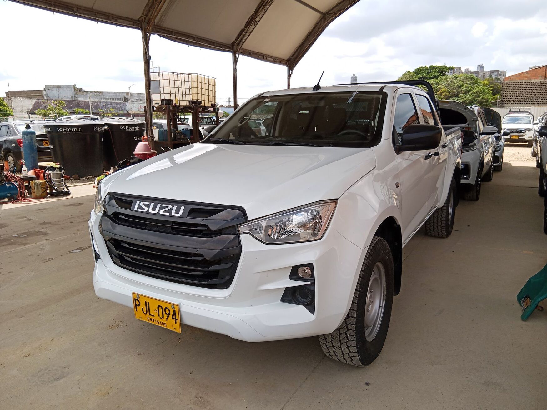 ISUZU FORCE 2025