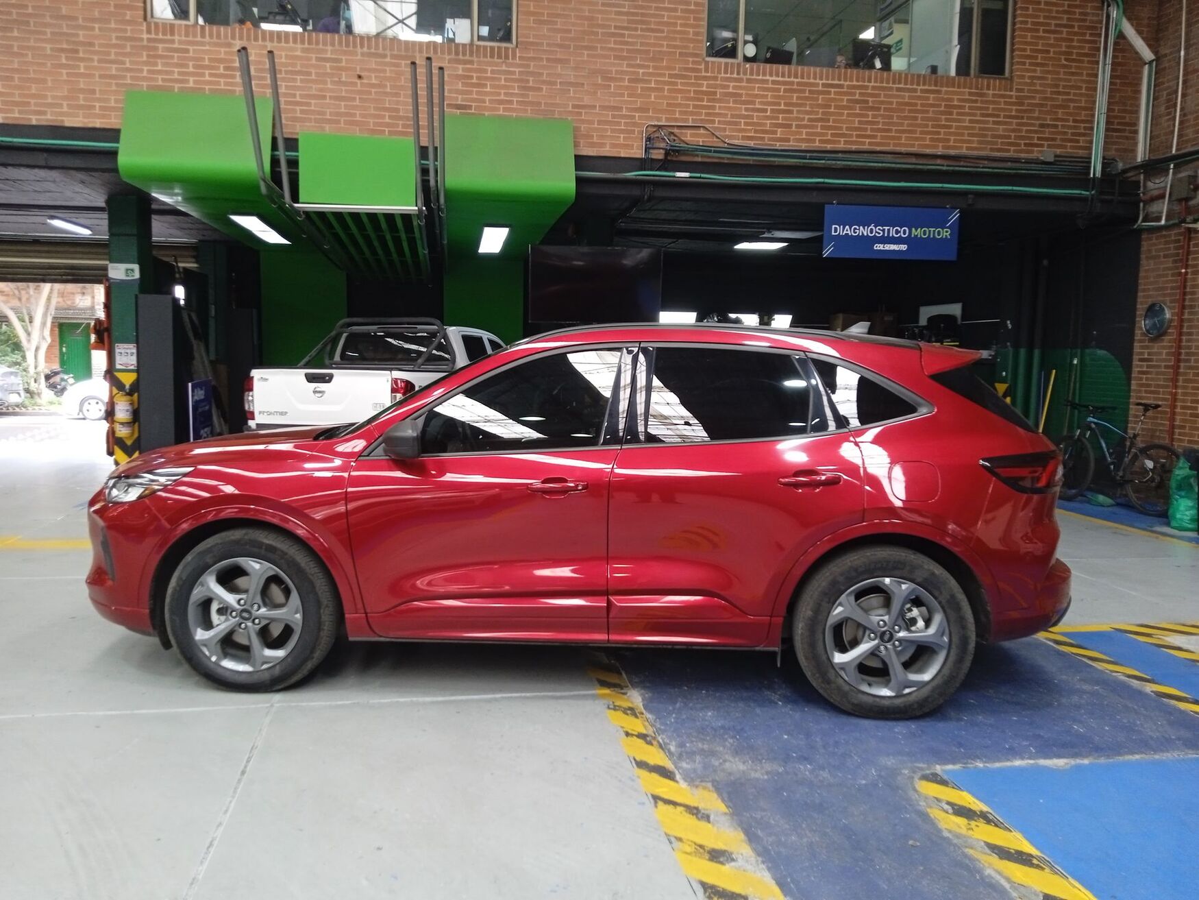FORD ESCAPE 2024