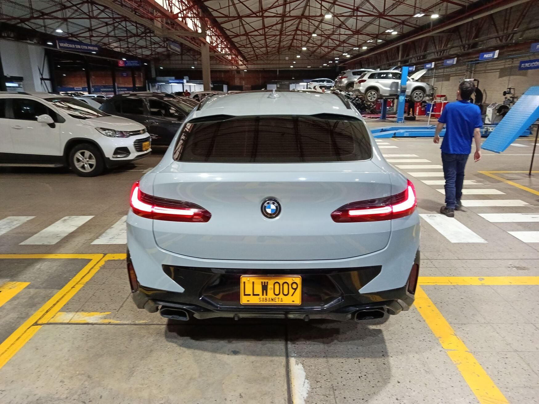 BMW X4 2023