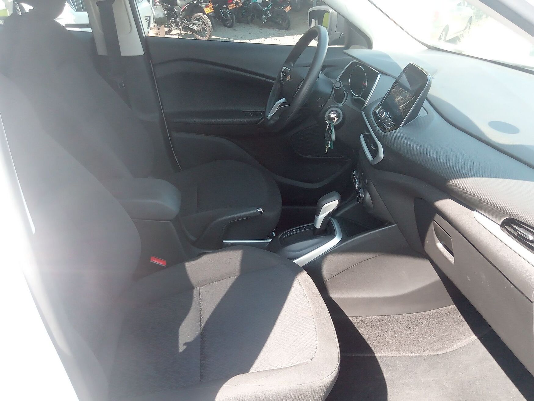 CHEVROLET TRACKER 2025