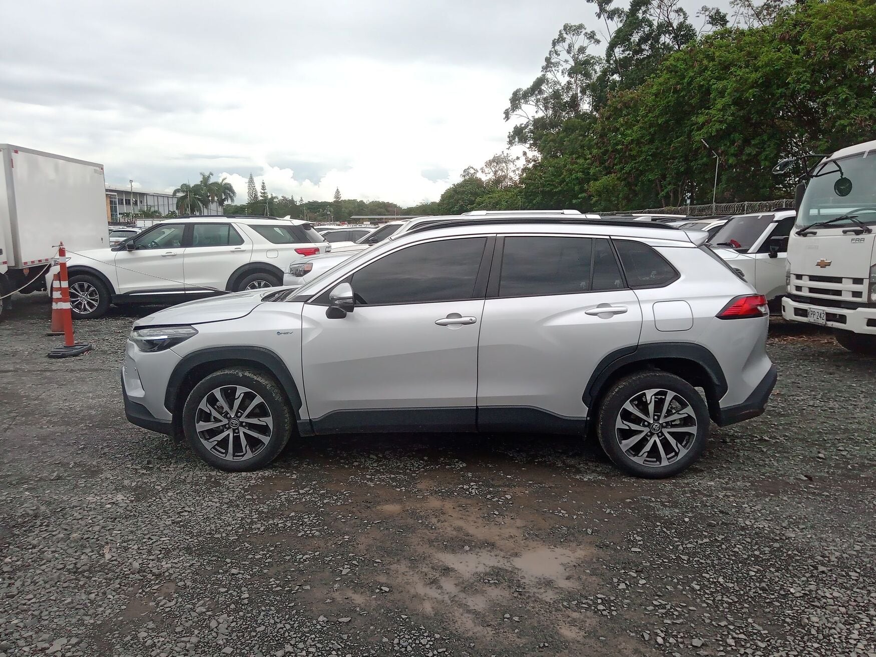 TOYOTA COROLLA CROSS 2025