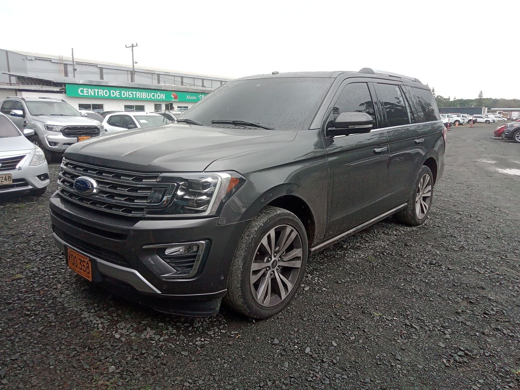 FORD EXPEDITION 2021