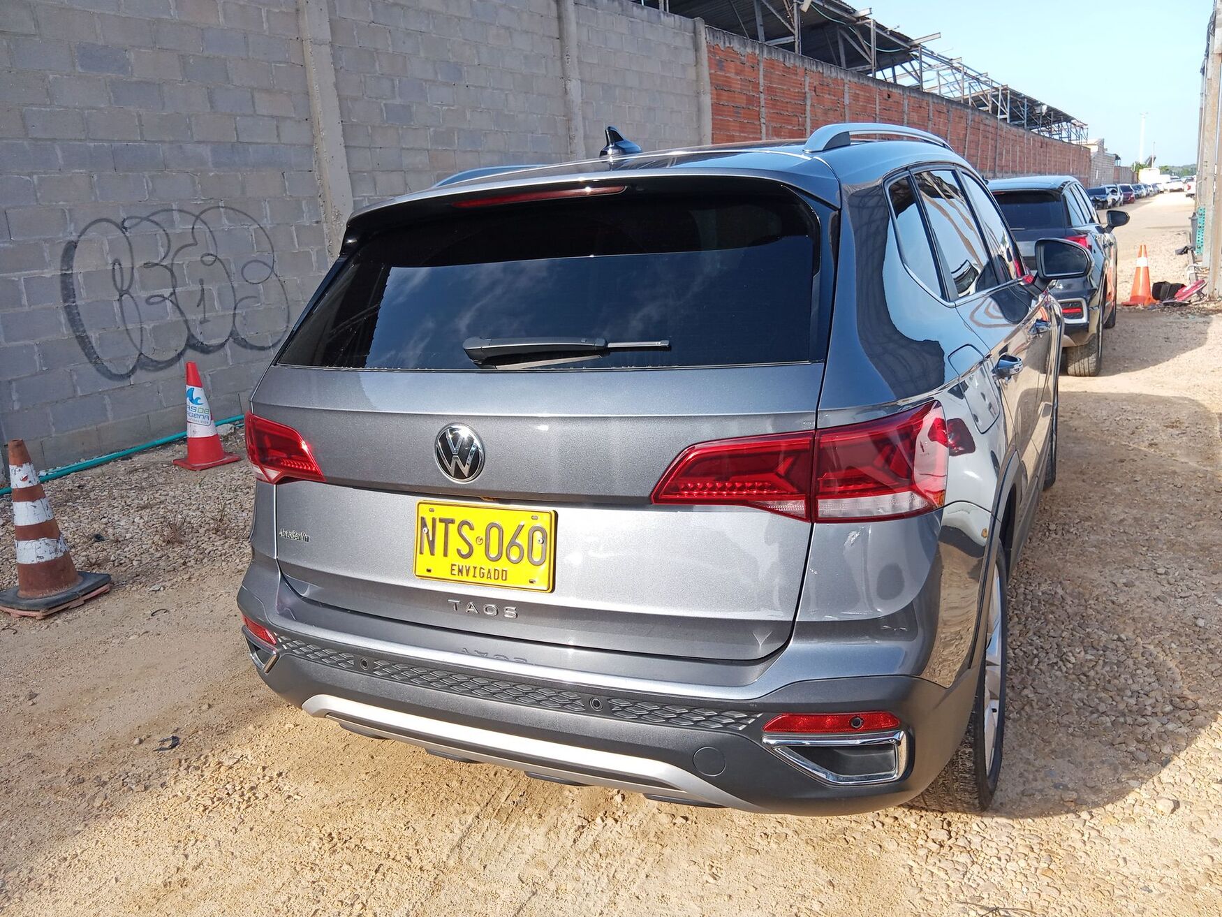 VOLKSWAGEN TAOS 2024