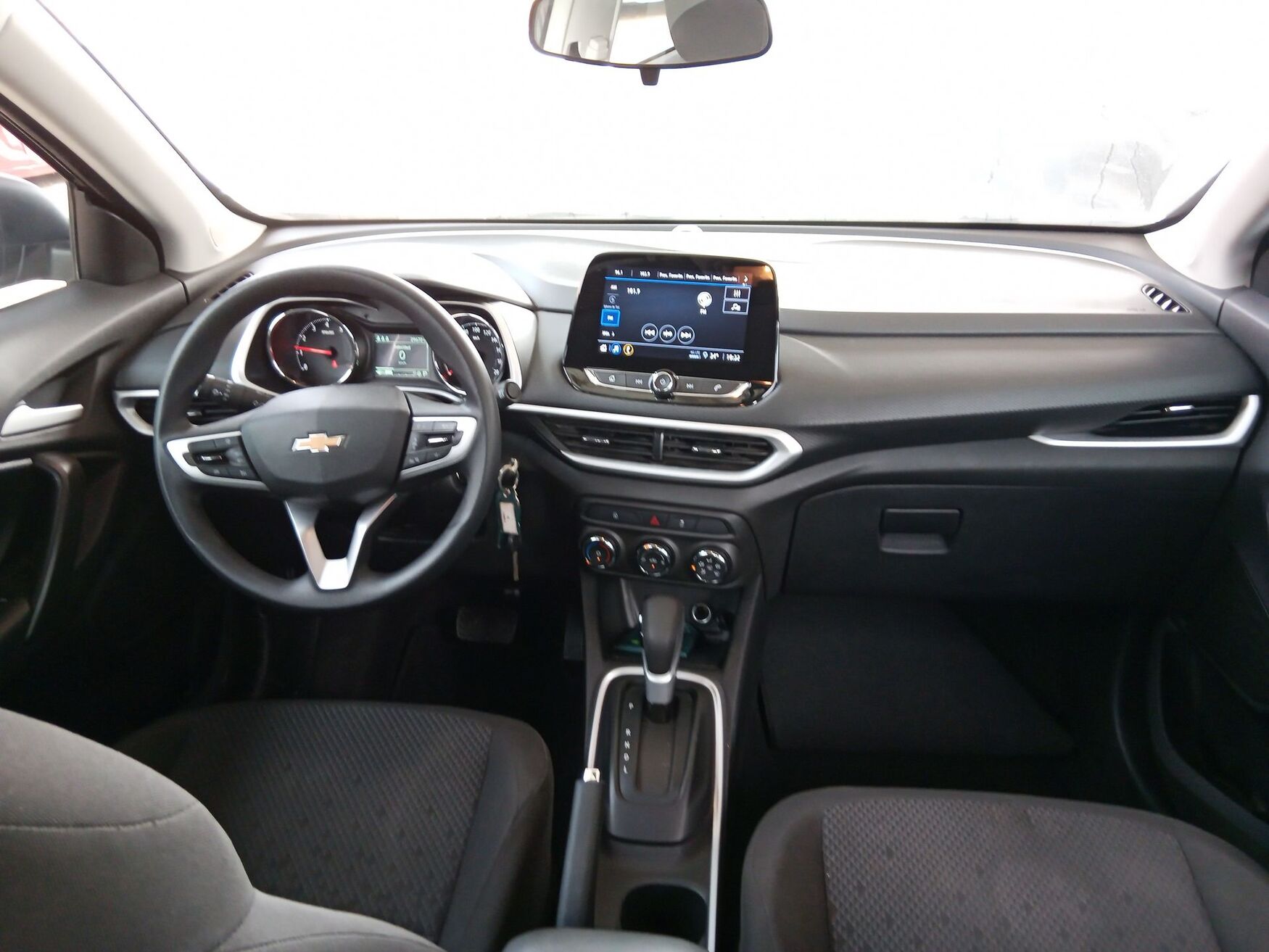 CHEVROLET TRACKER 2025