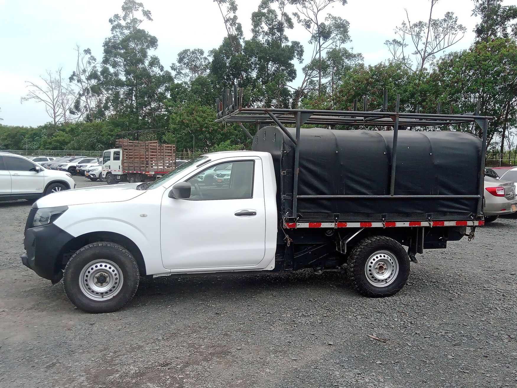 NISSAN FRONTIER 2022