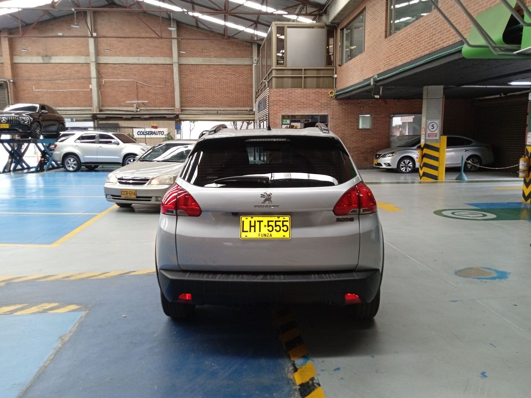 PEUGEOT 2008 2023