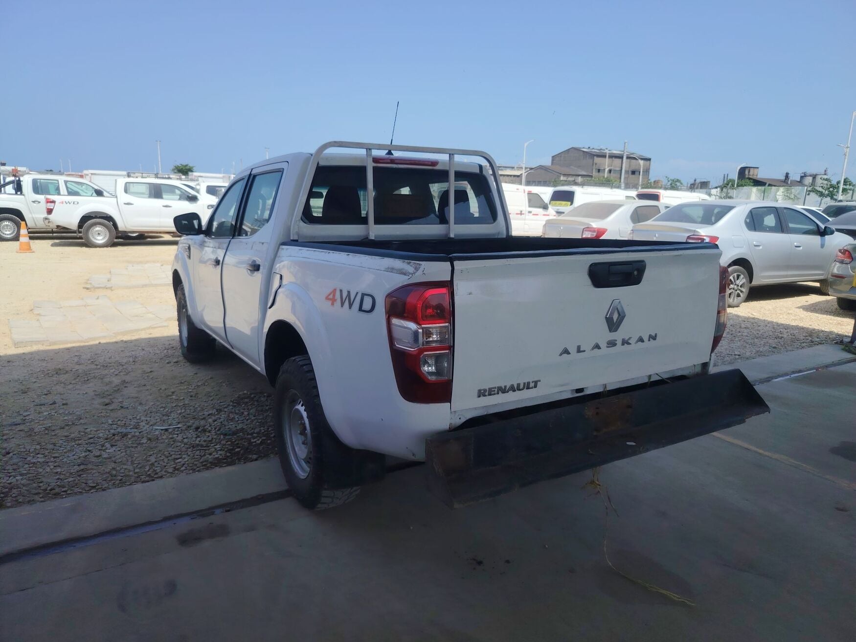 RENAULT ALASKAN 2023