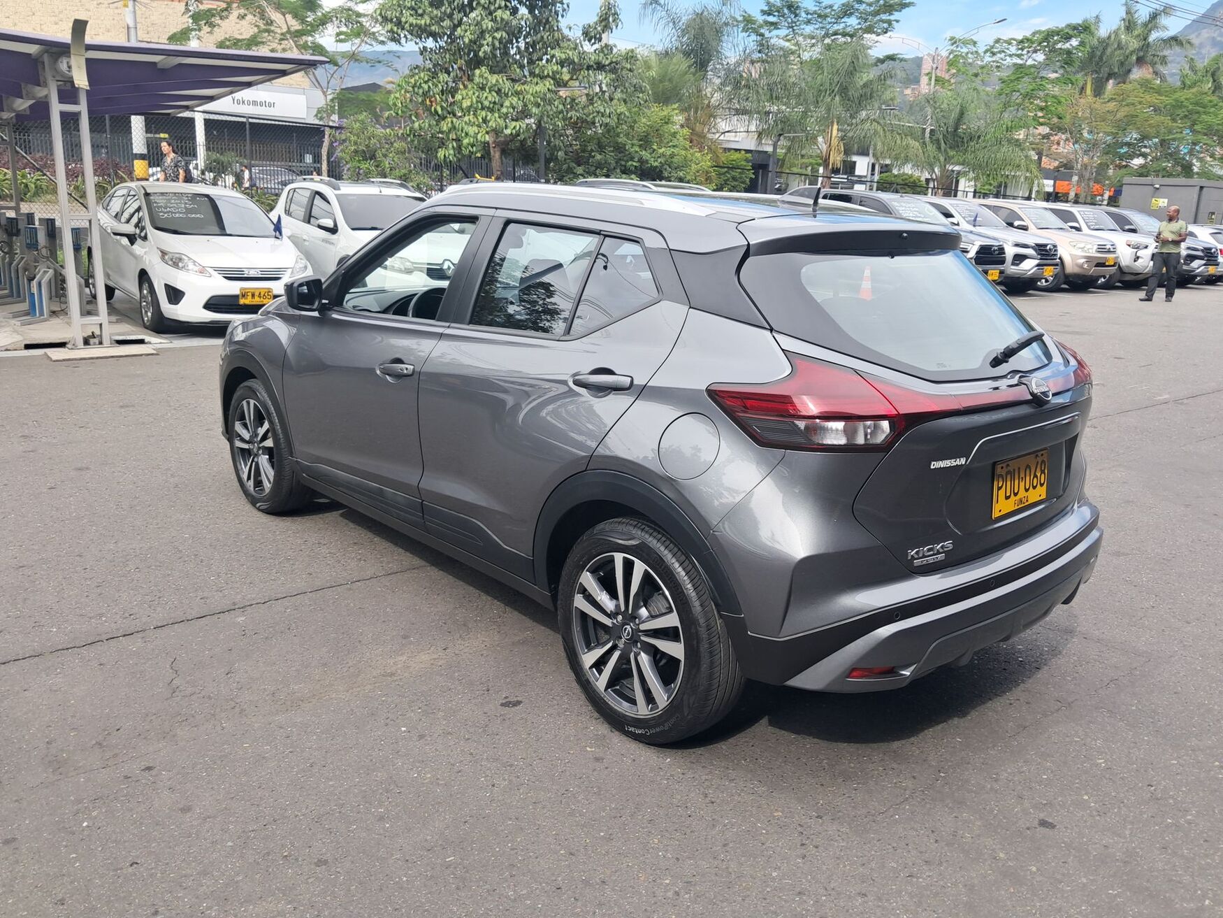 NISSAN KICKS 2026