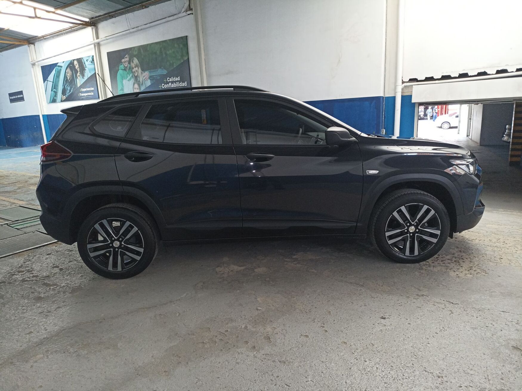 CHEVROLET TRACKER 2025