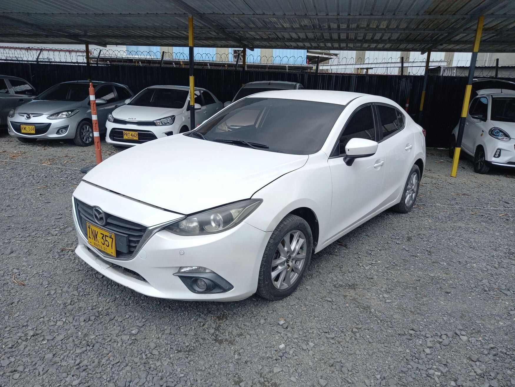 MAZDA 3 2016