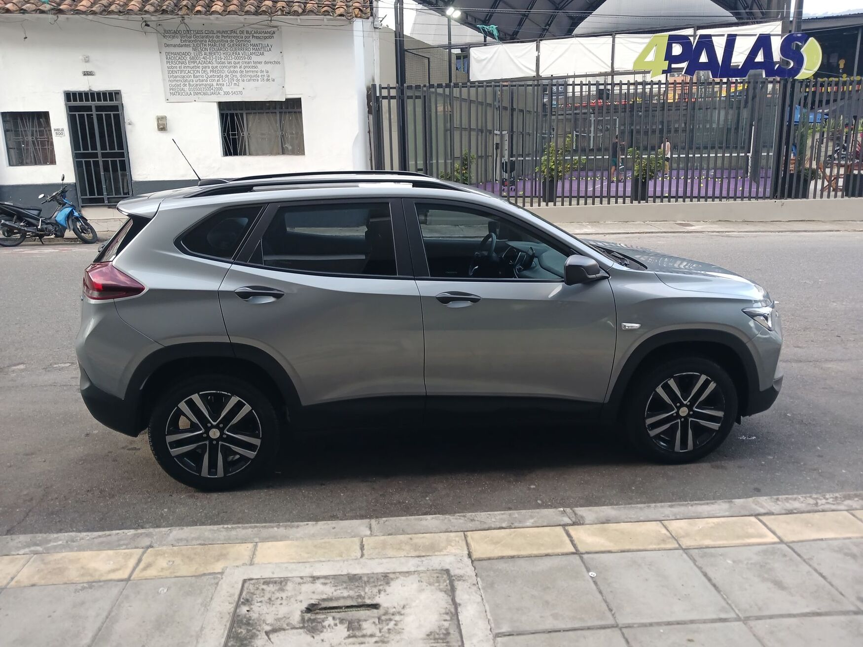 CHEVROLET TRACKER 2025
