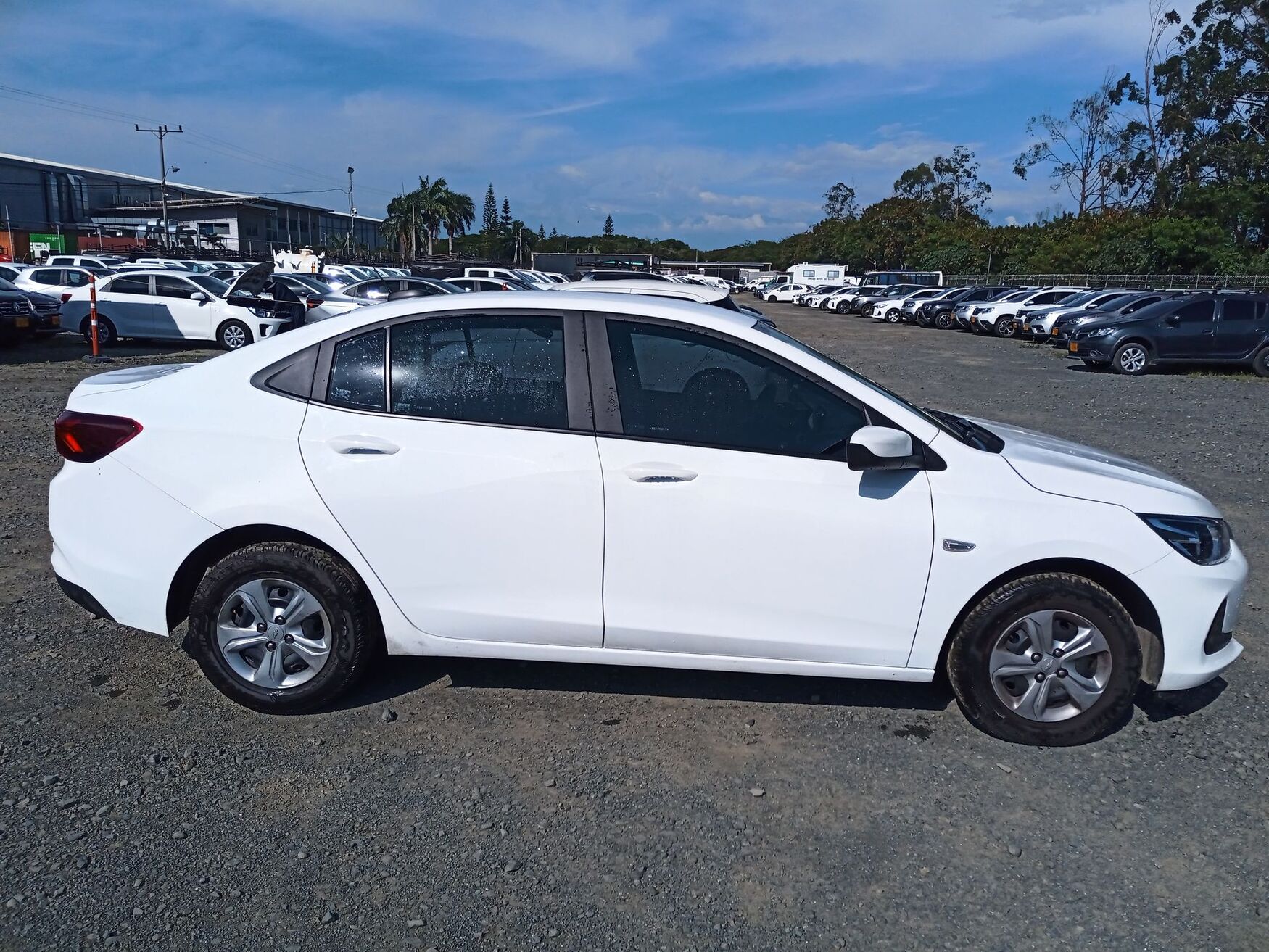 CHEVROLET ONIX 2025
