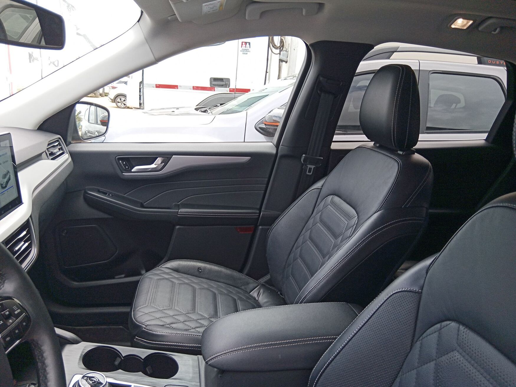 FORD ESCAPE 2023