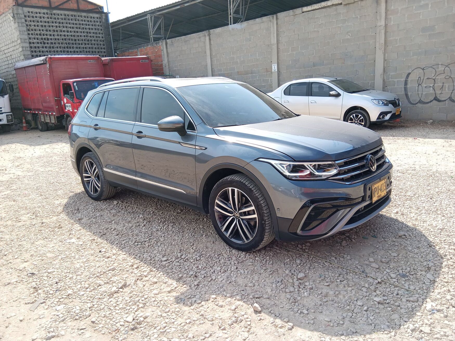 VOLKSWAGEN TIGUAN 2023