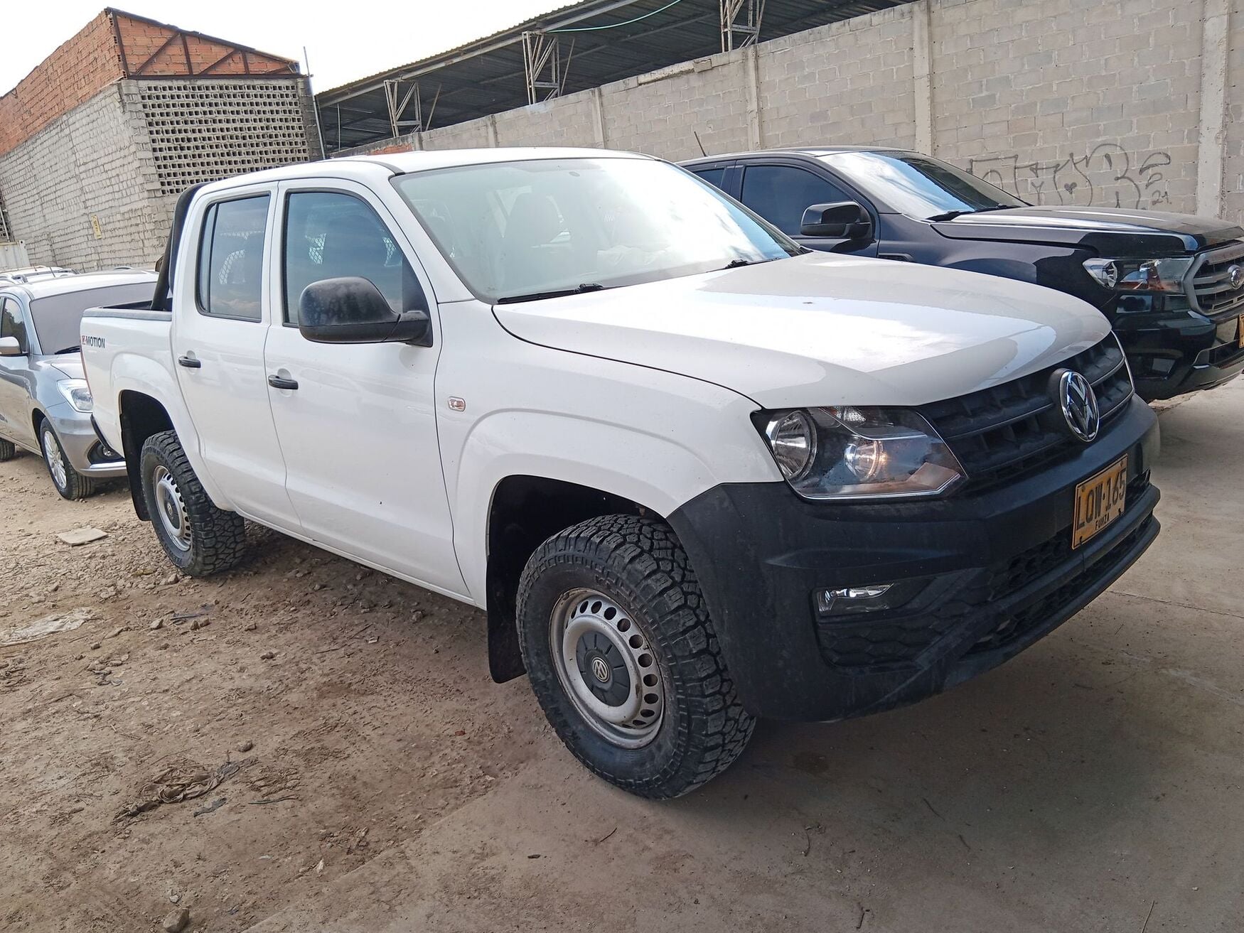 VOLKSWAGEN AMAROK 2023