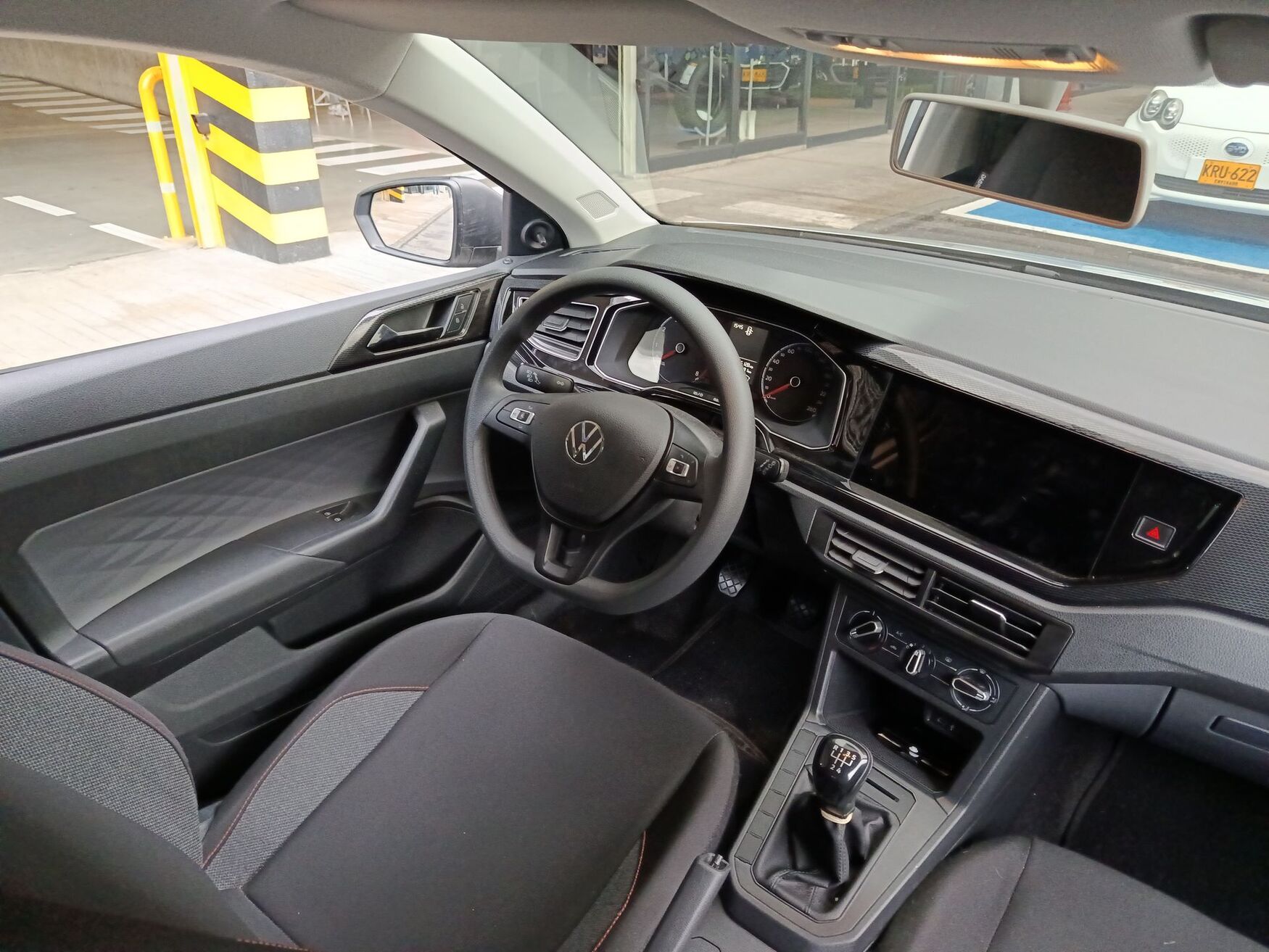VOLKSWAGEN POLO 2025