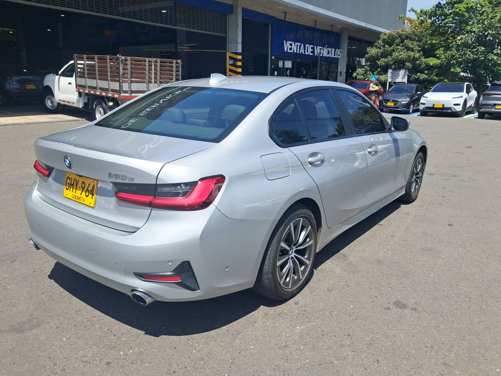 BMW 330E 2020