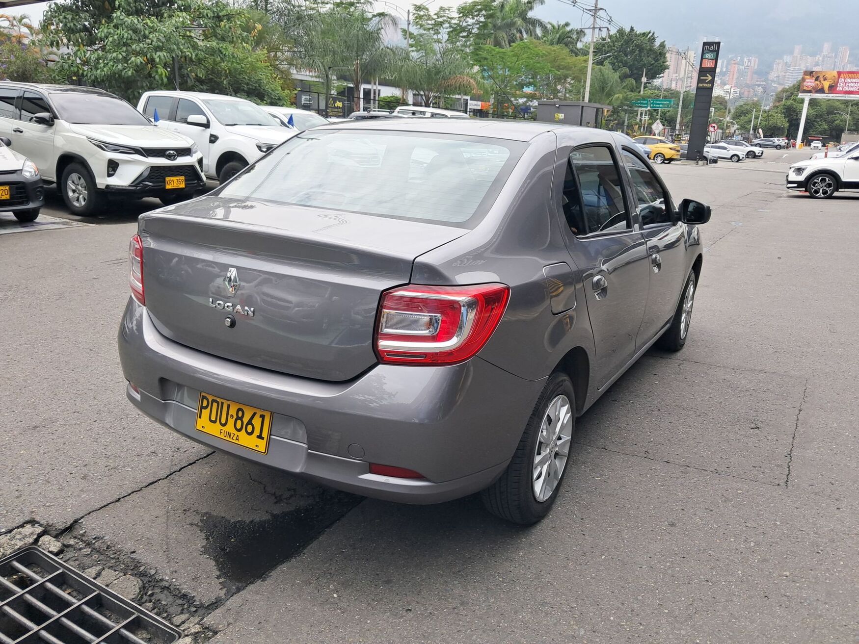 RENAULT LOGAN 2026