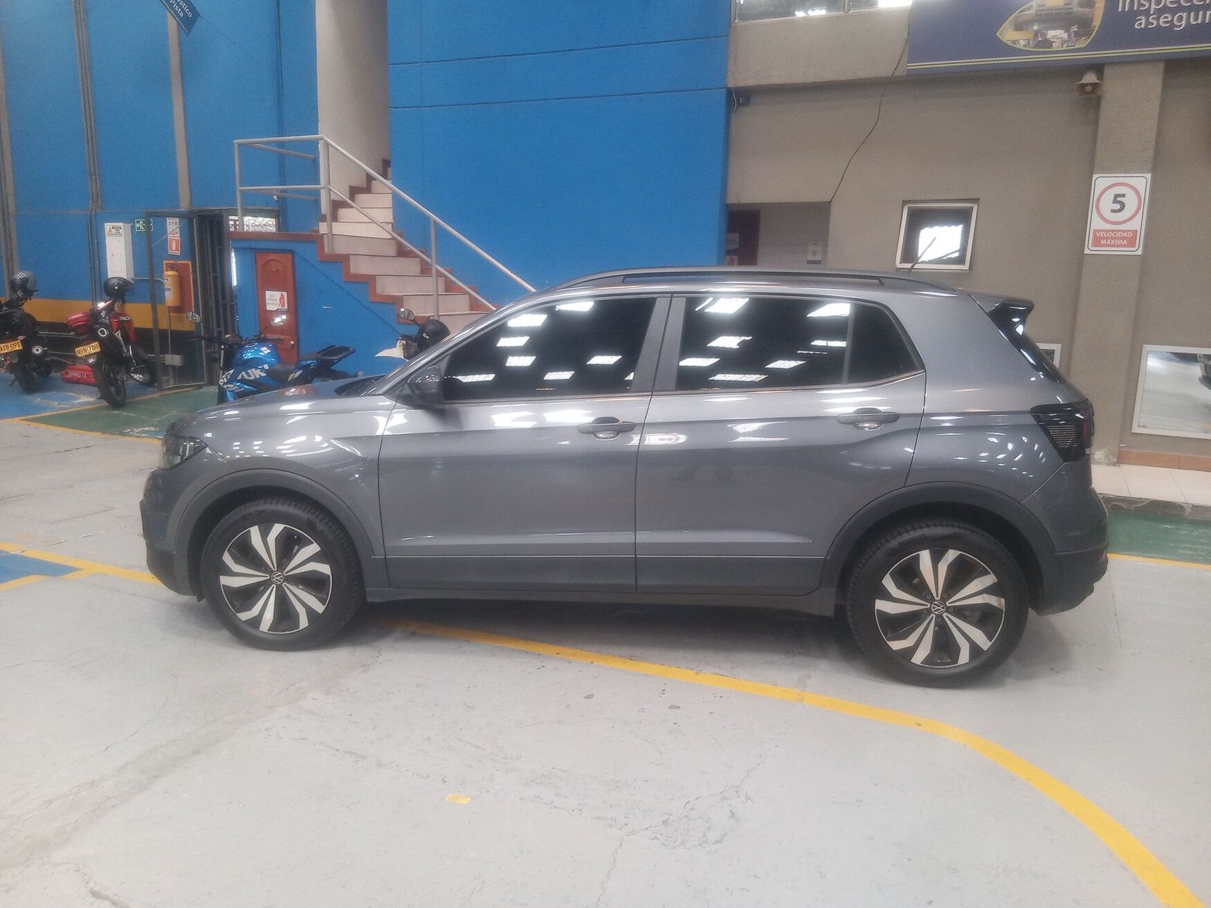 VOLKSWAGEN T-CROSS 2022