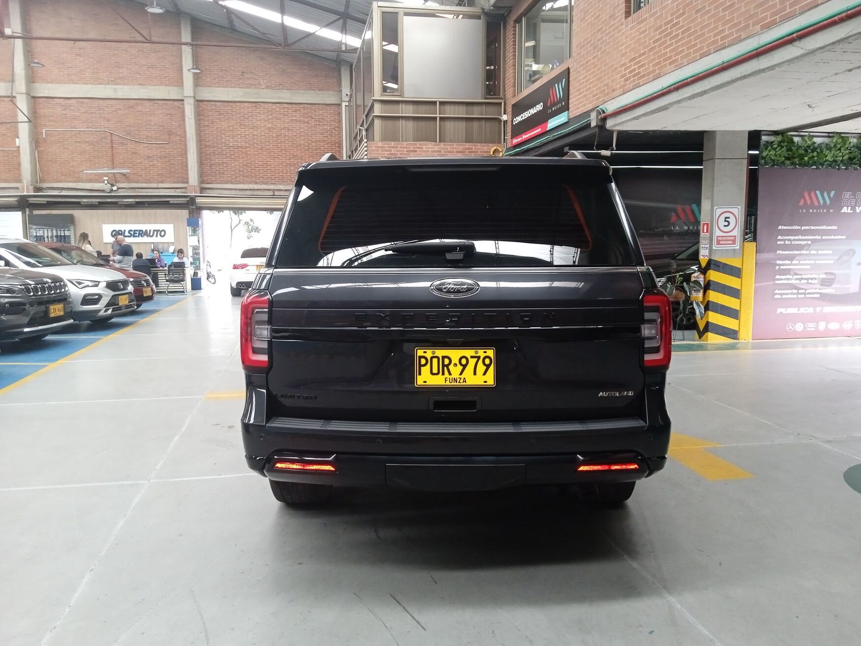 FORD EXPEDITION 2024