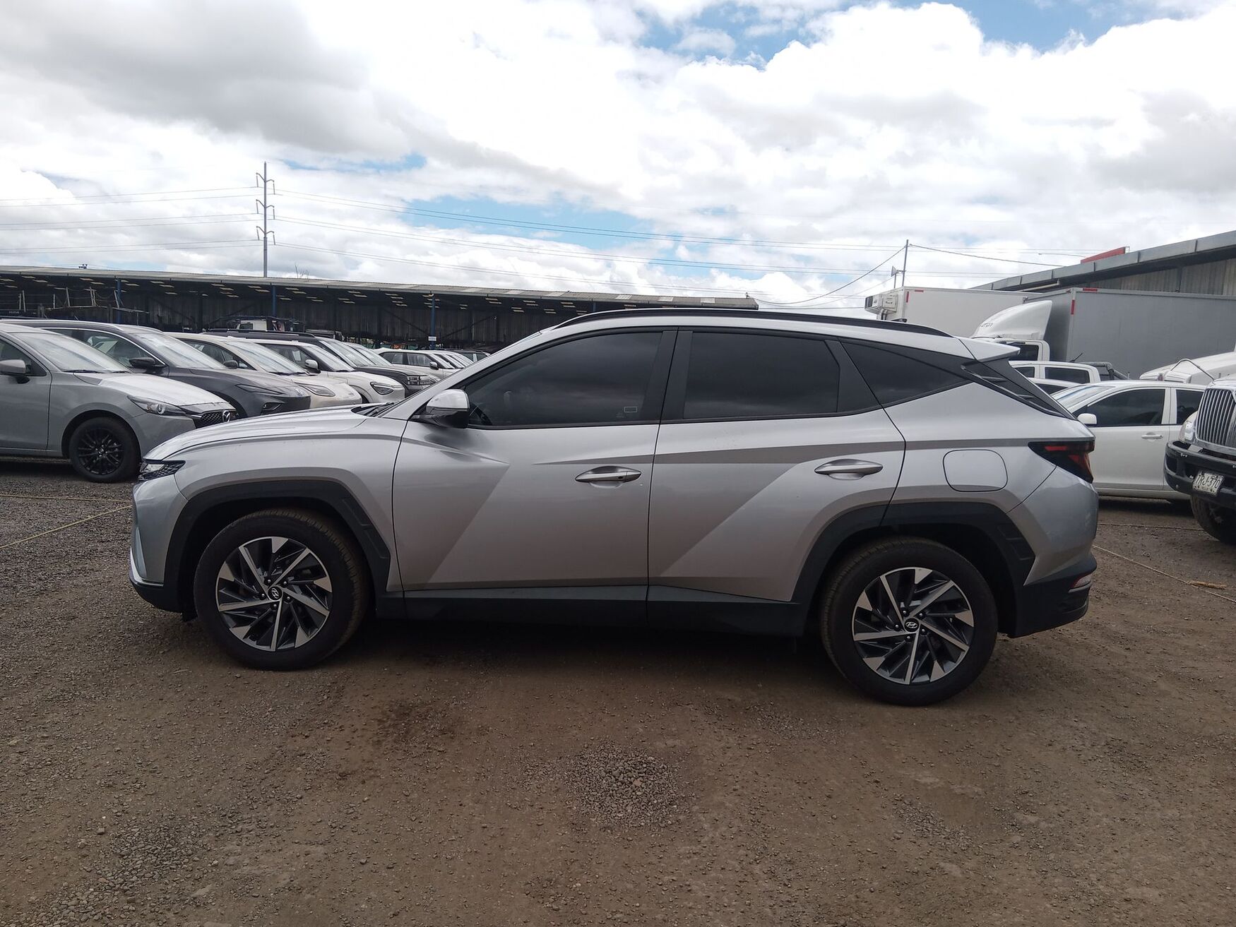 HYUNDAI TUCSON 2024