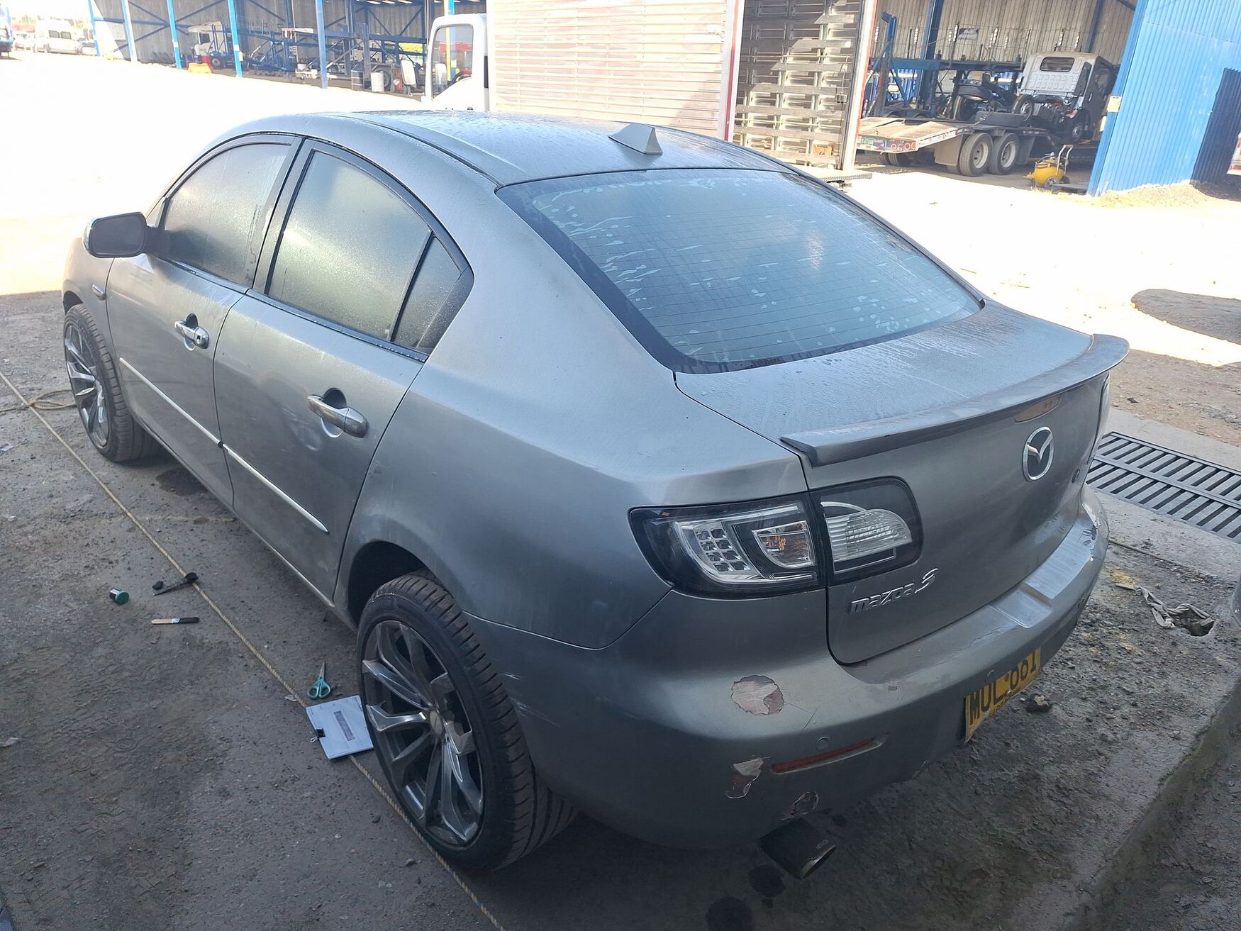 MAZDA 3 2013