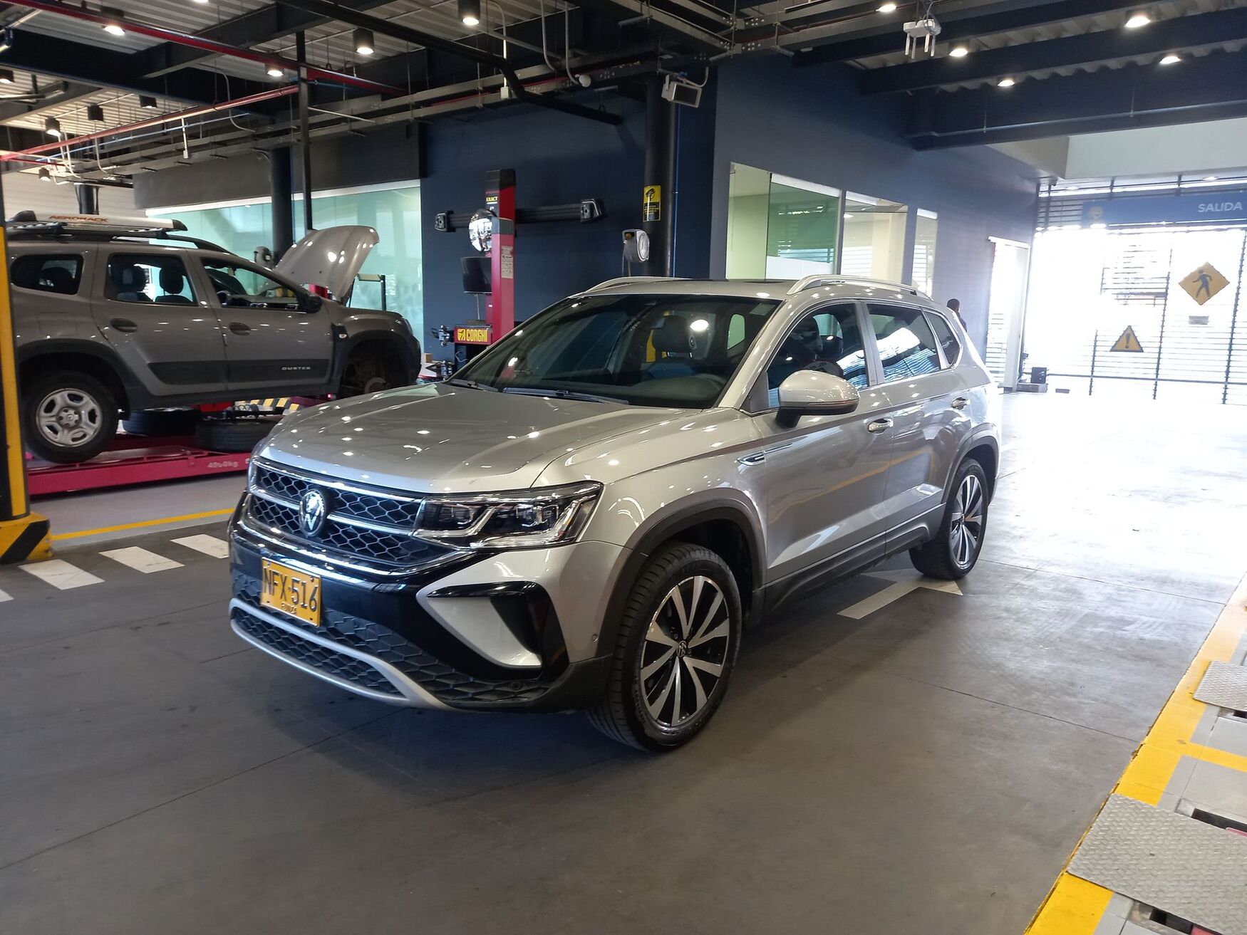 VOLKSWAGEN TAOS 2023