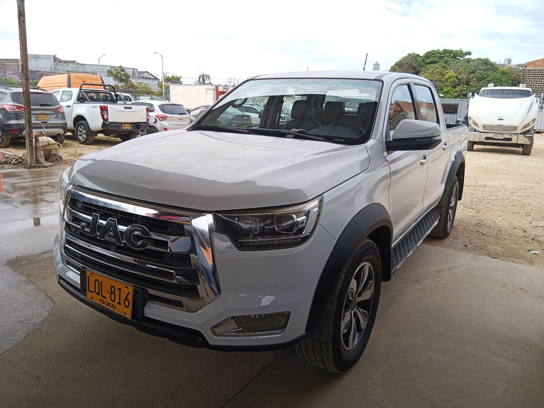 JAC JT8 2024