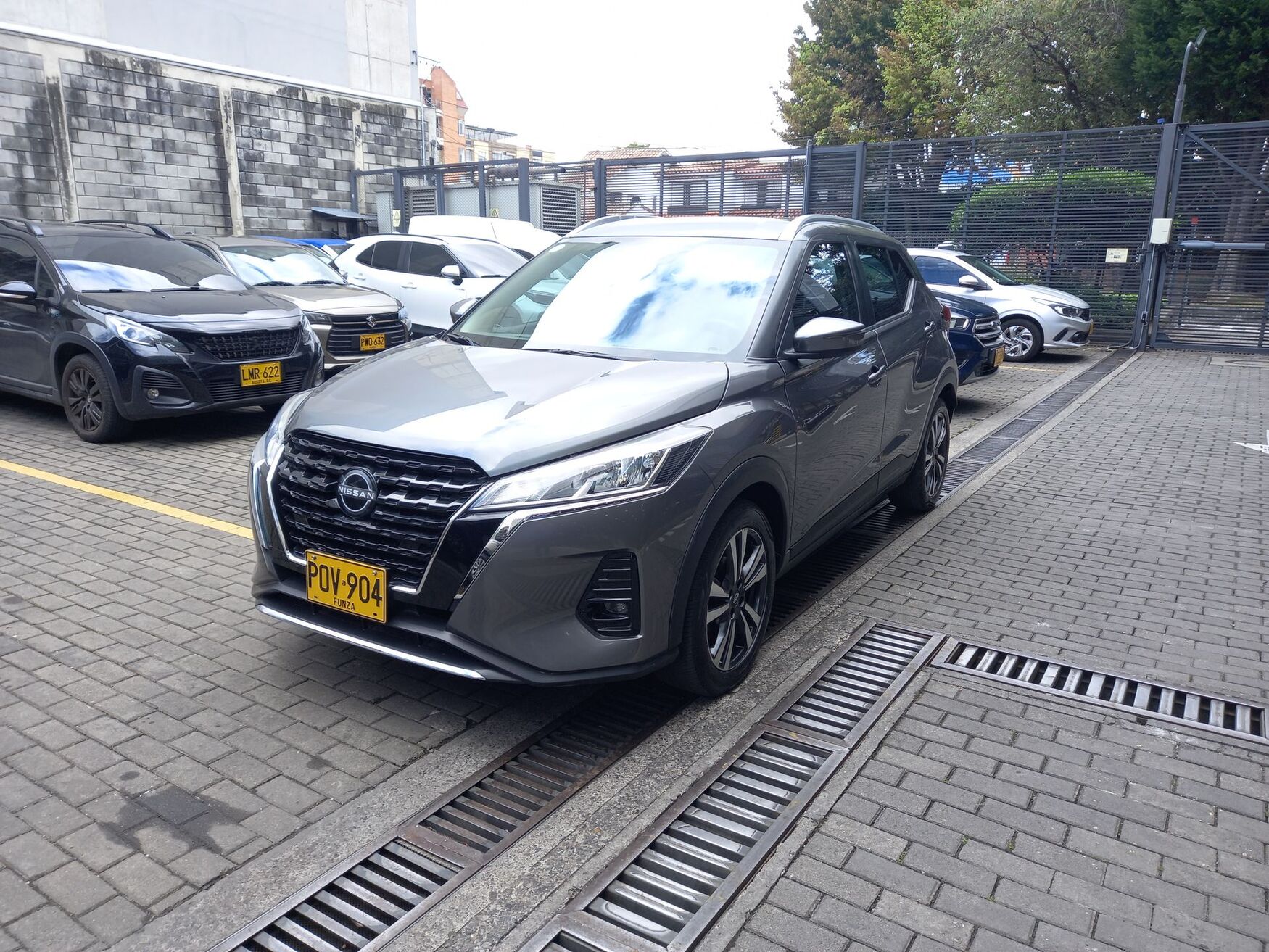 NISSAN KICKS 2026