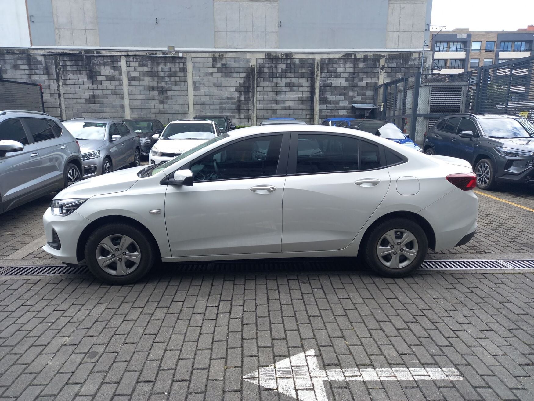 CHEVROLET ONIX 2025