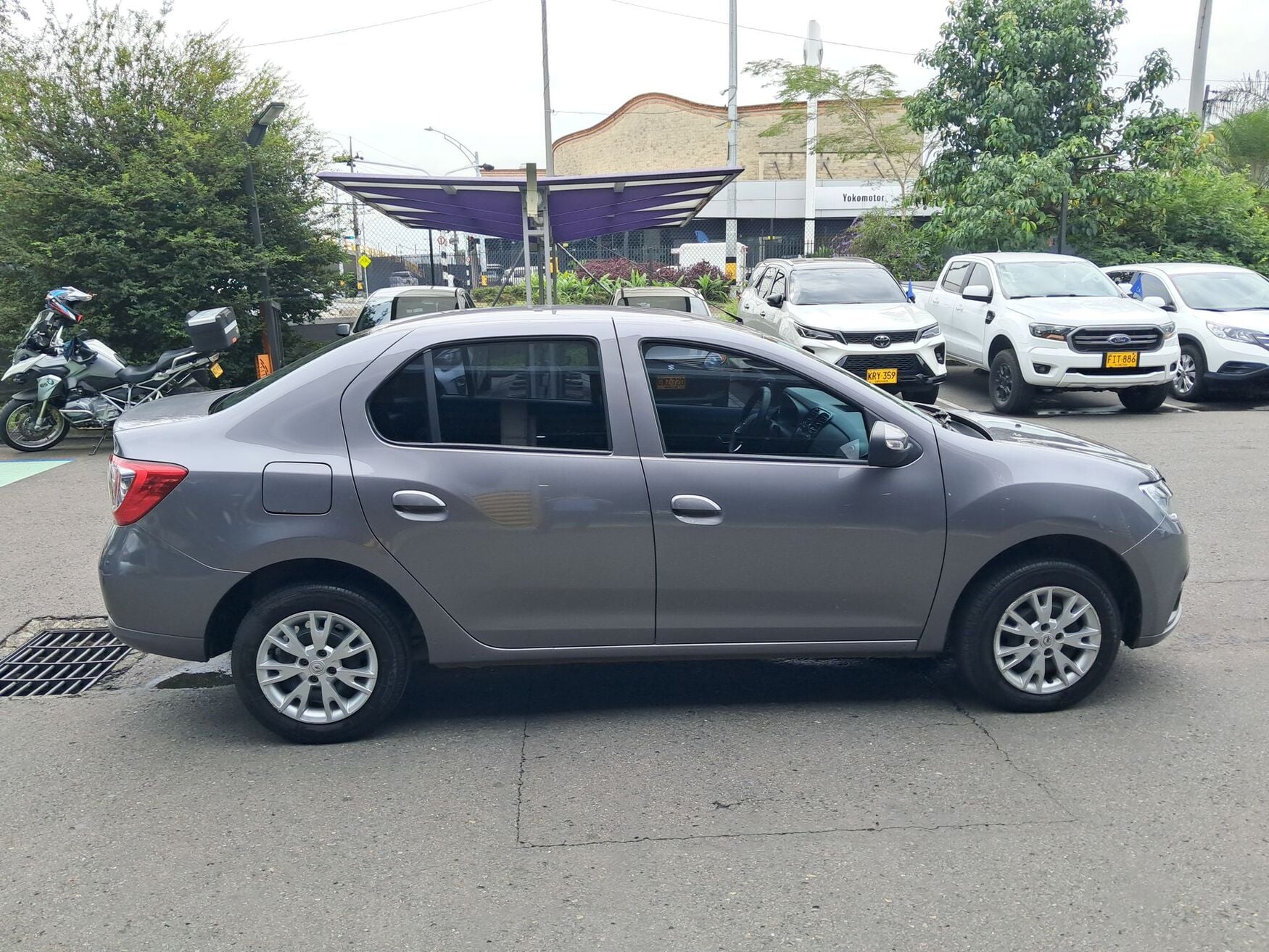 RENAULT LOGAN 2026