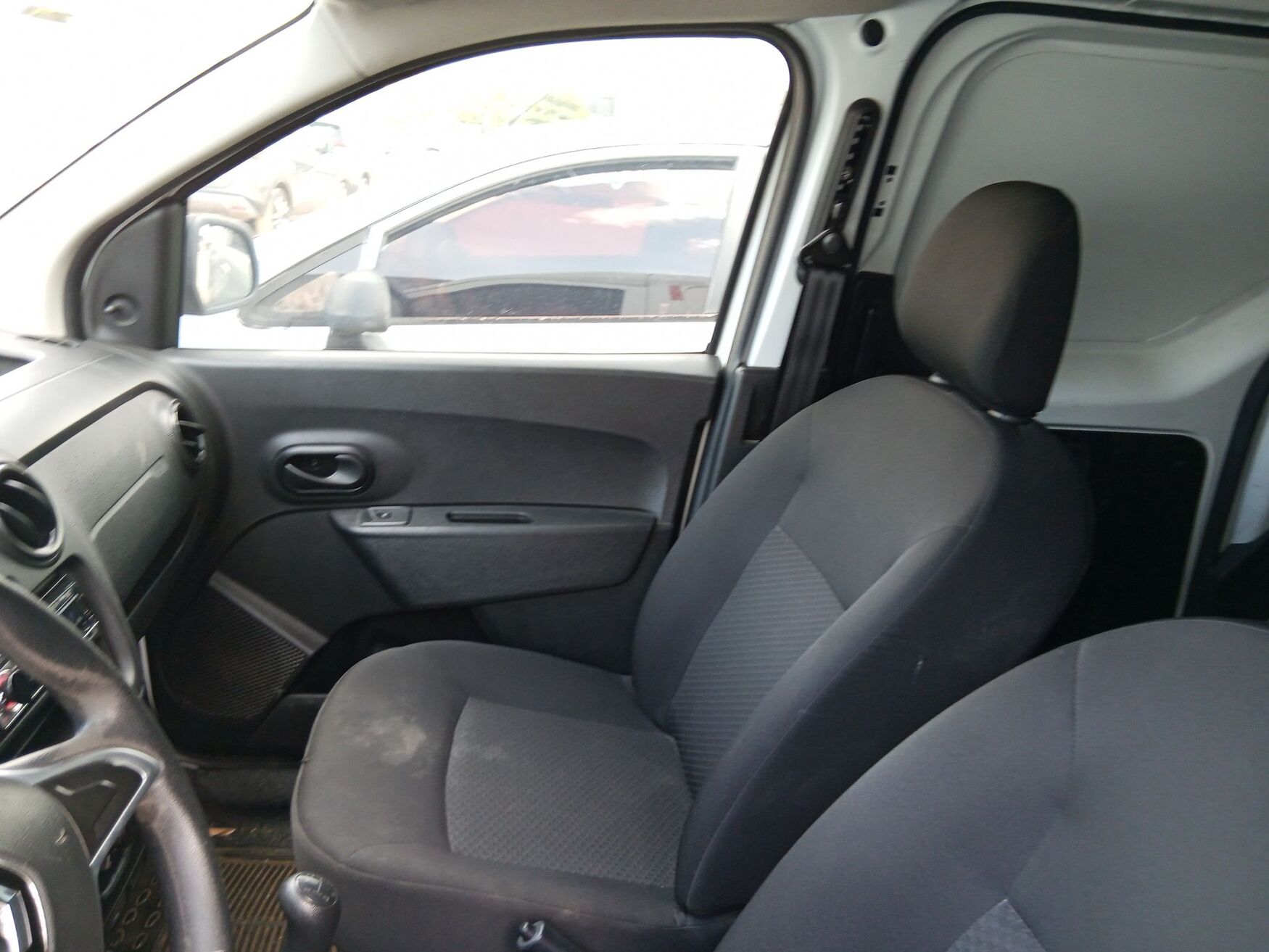 RENAULT KANGOO 2024