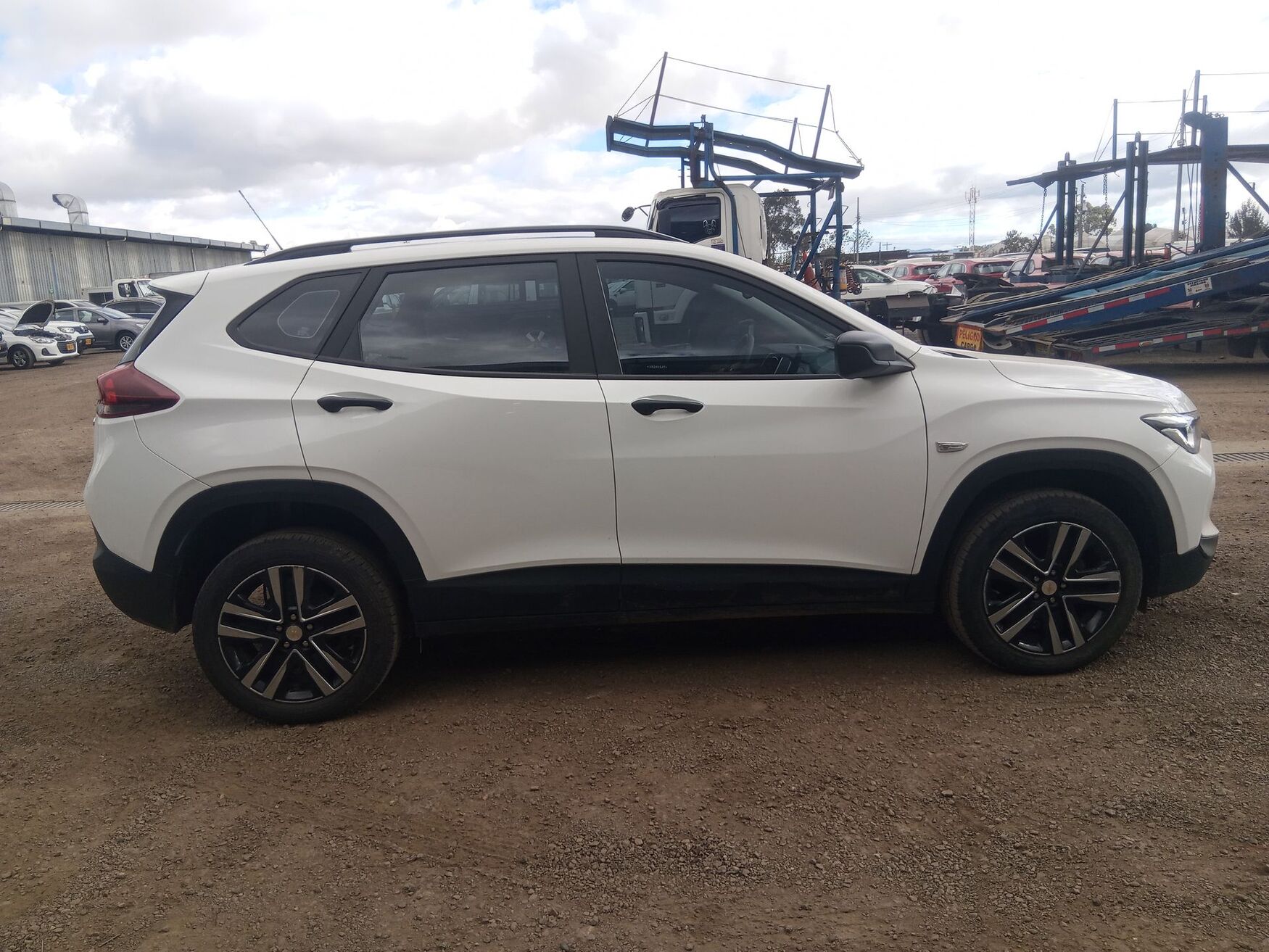 CHEVROLET TRACKER 2025