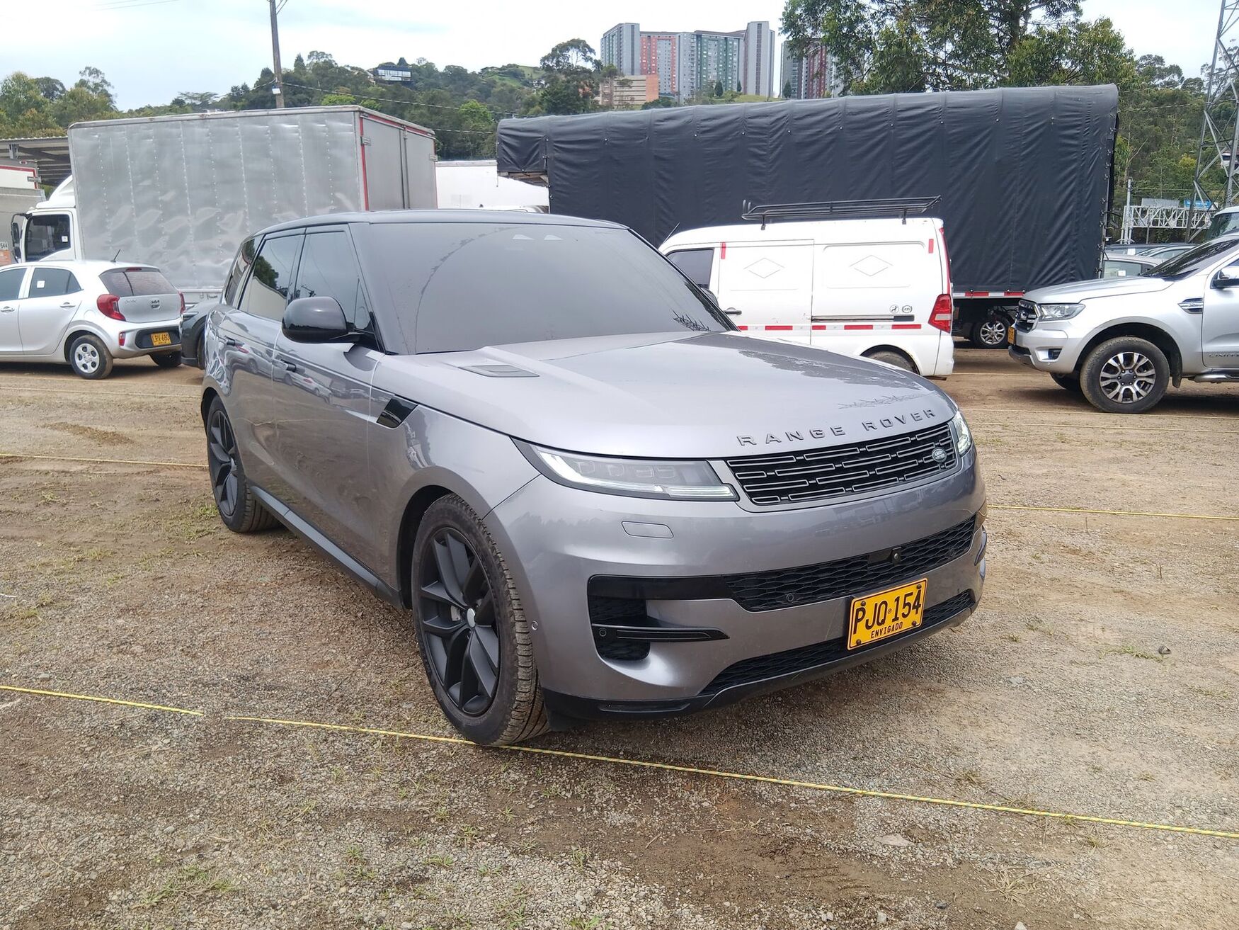 LAND ROVER SPORT 2025