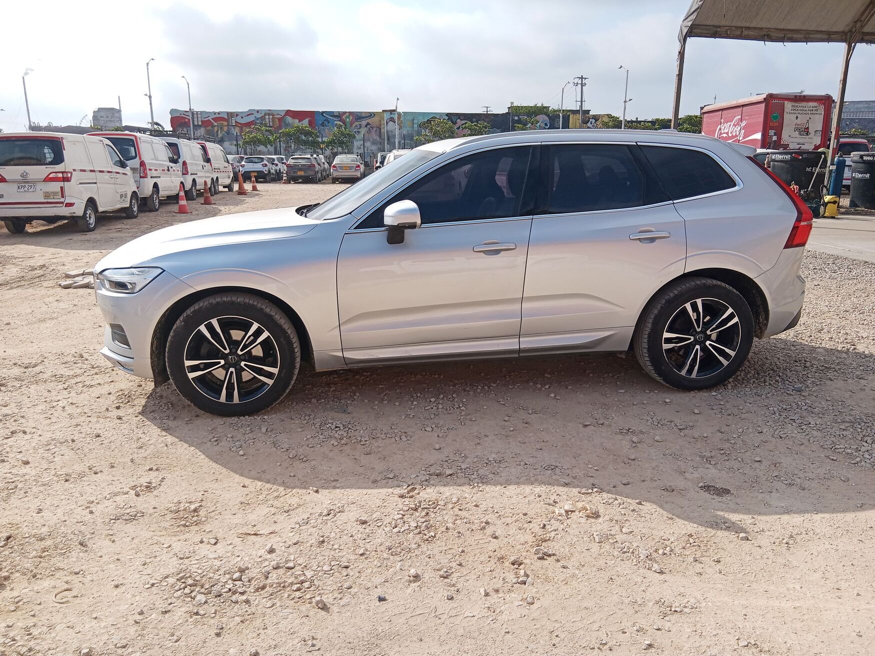 VOLVO XC60 2021