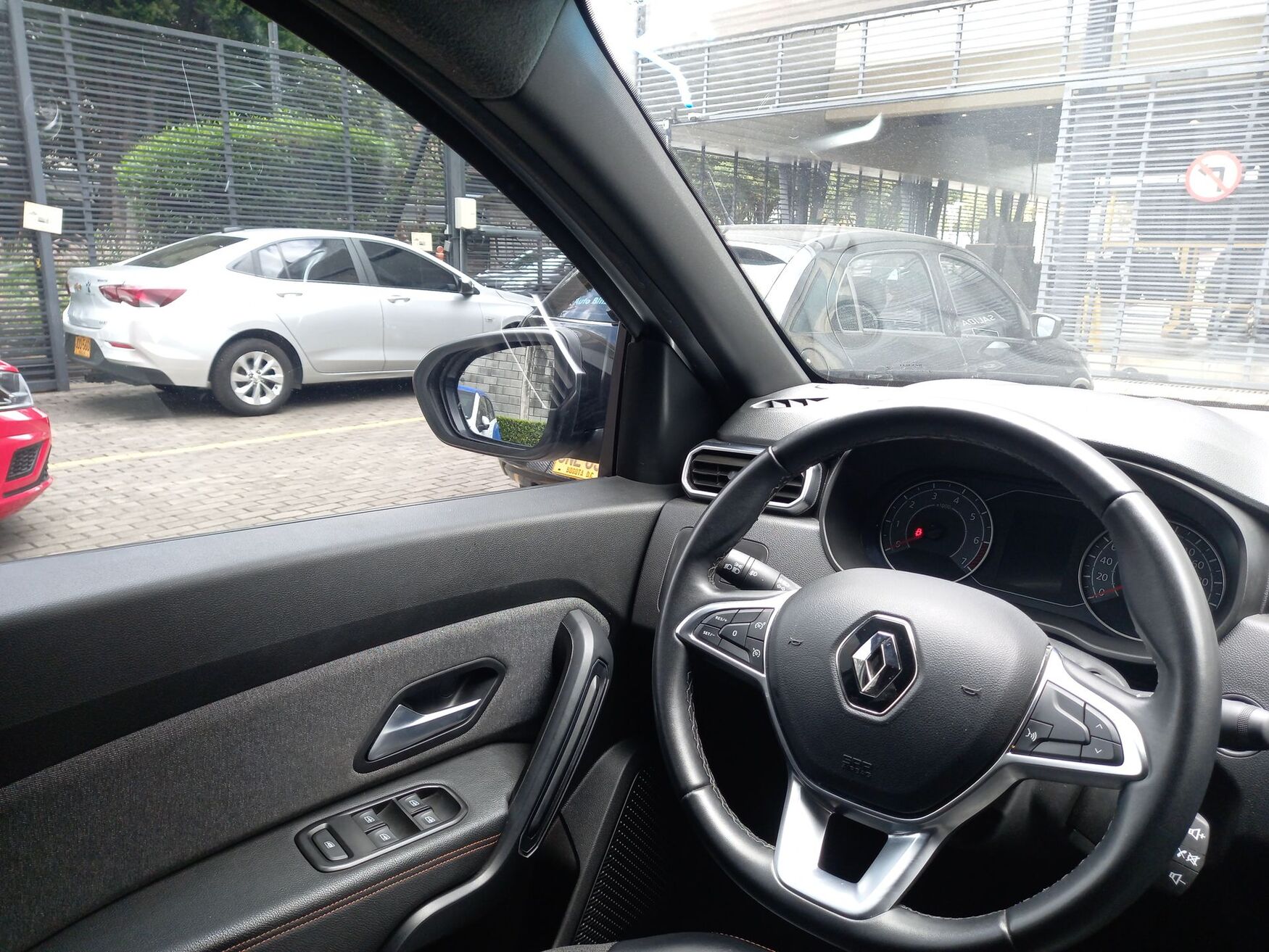 RENAULT DUSTER 2026