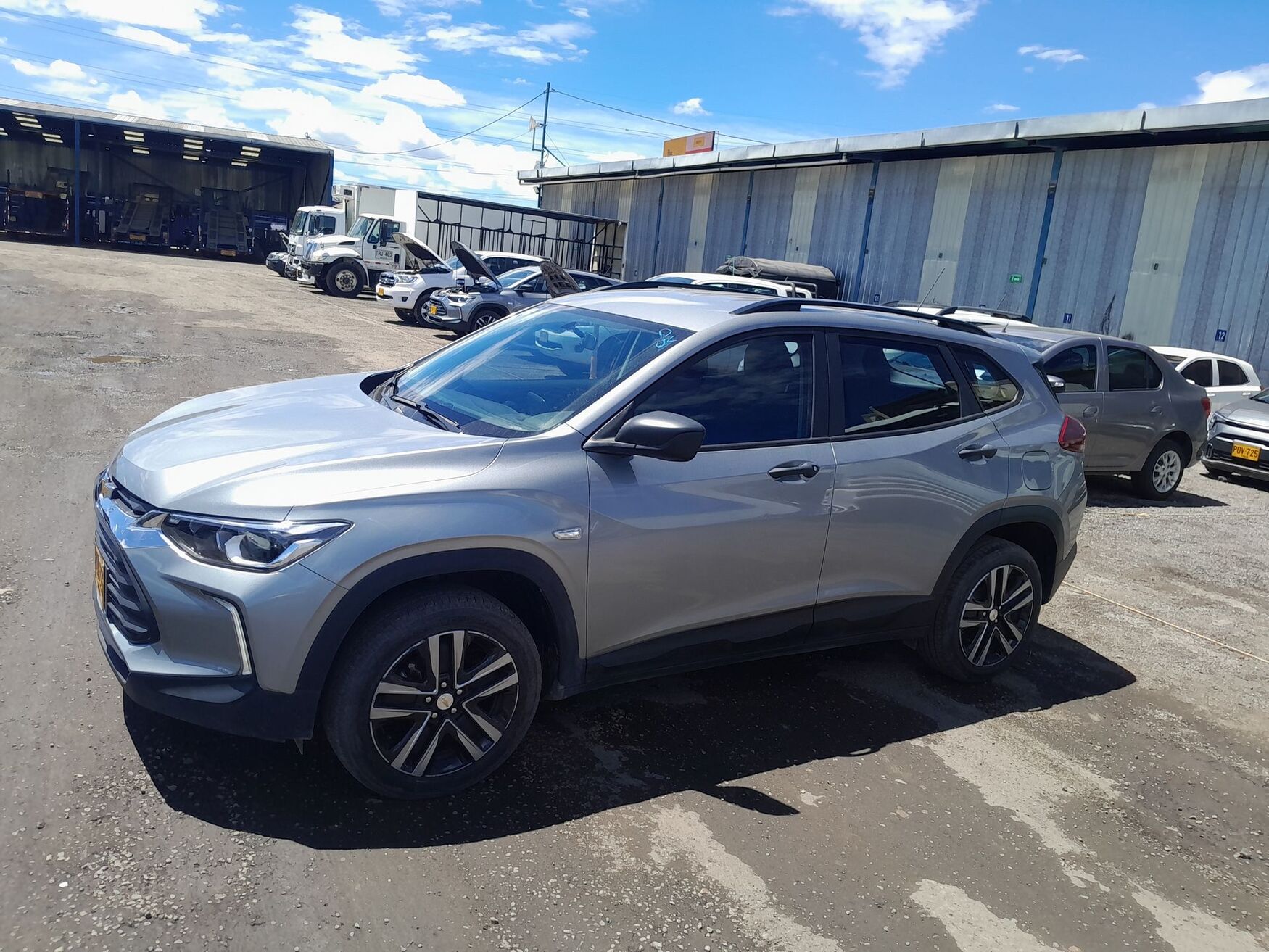 CHEVROLET TRACKER 2025