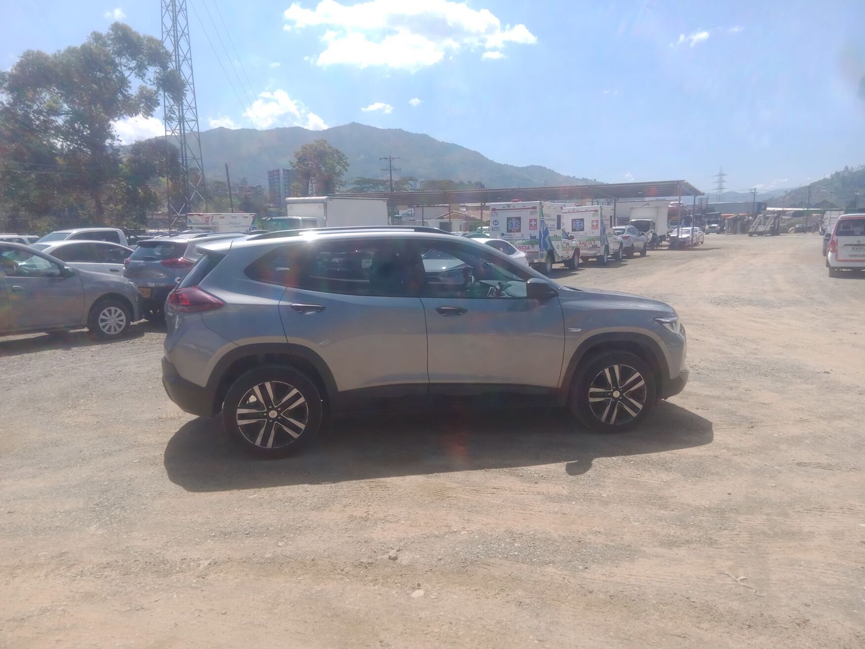 CHEVROLET TRACKER 2025