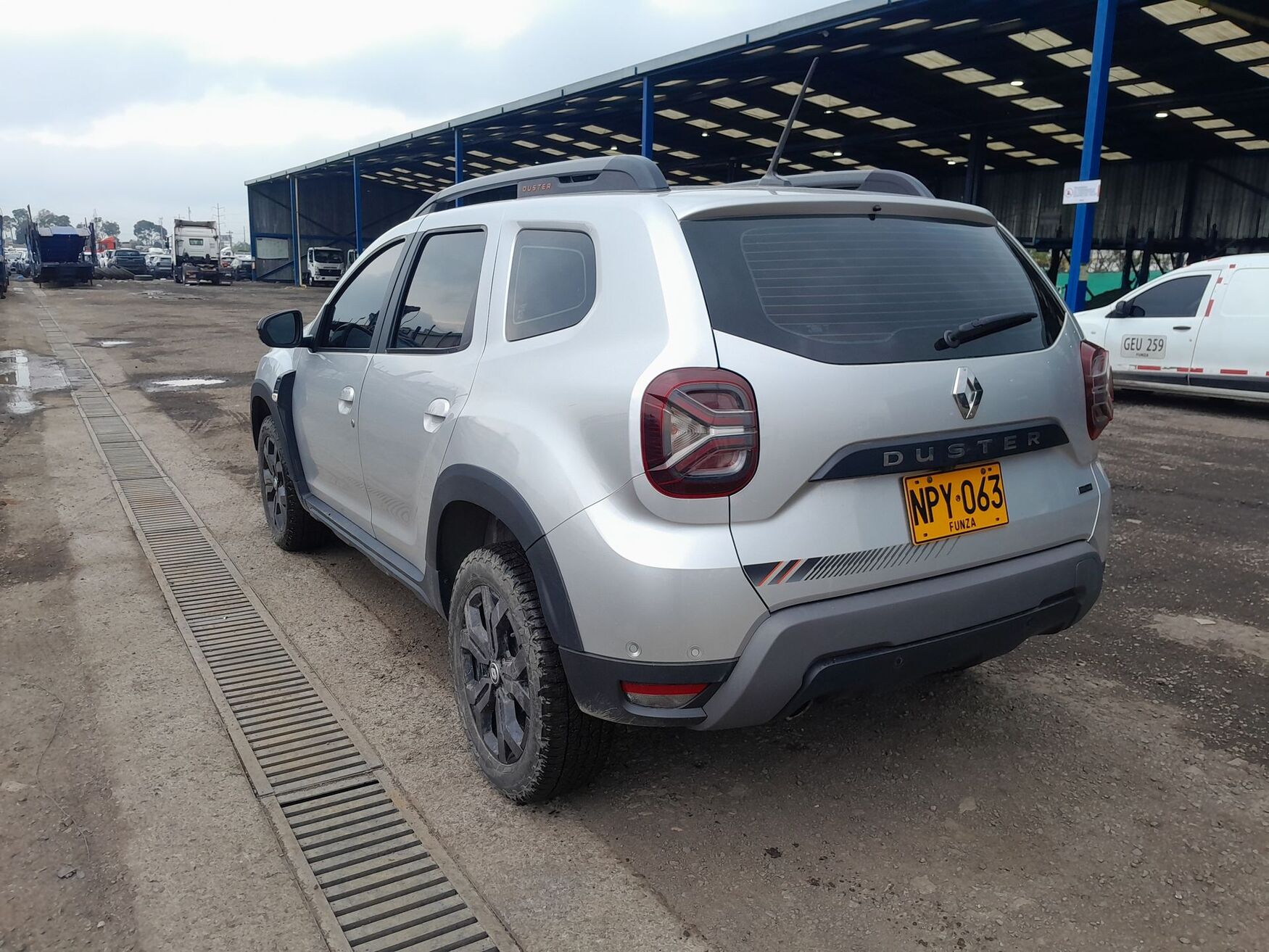 RENAULT DUSTER 2025