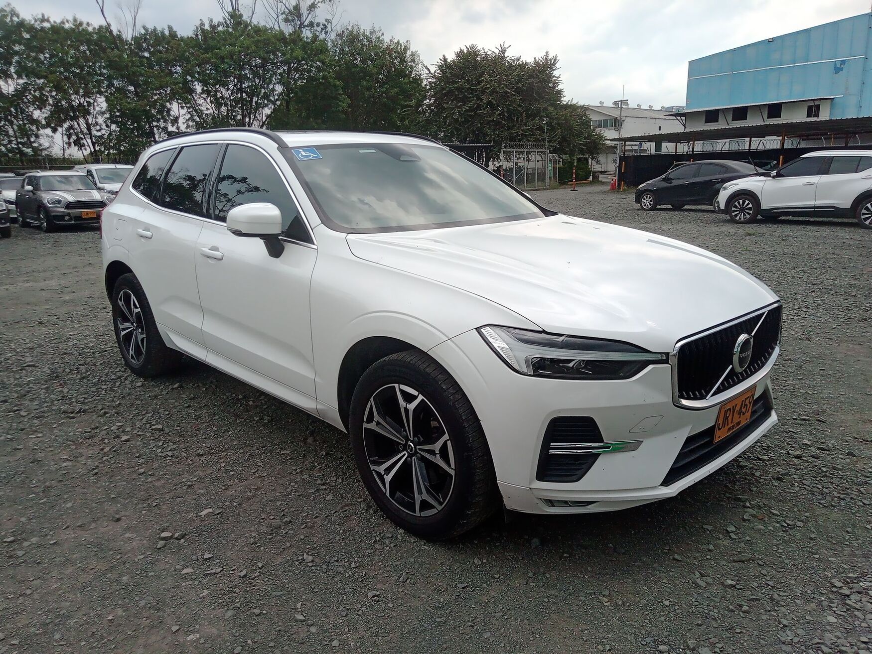 VOLVO XC60 2022