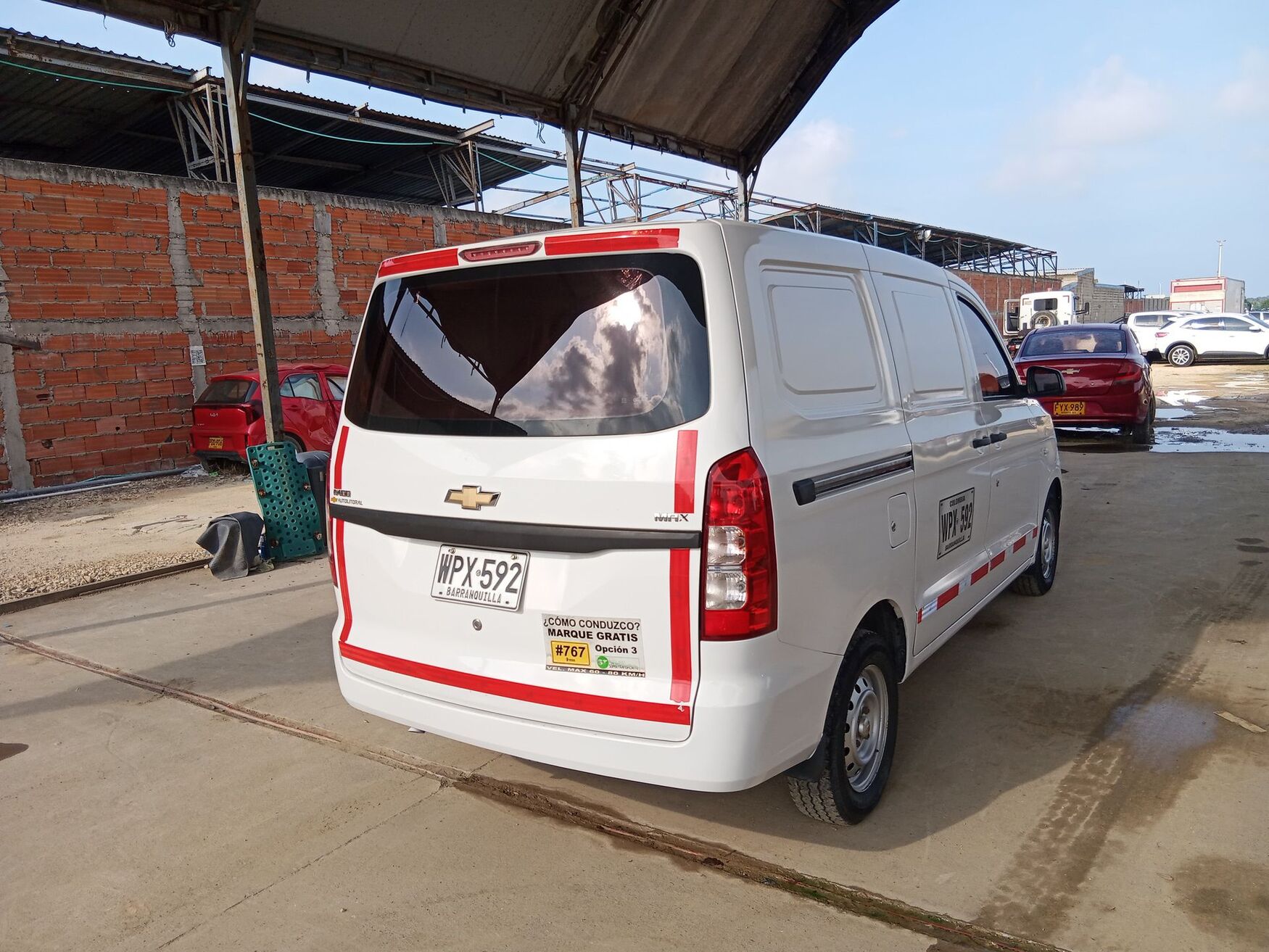 CHEVROLET N400 2022