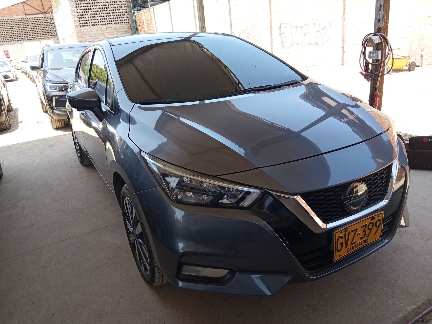NISSAN VERSA 2021