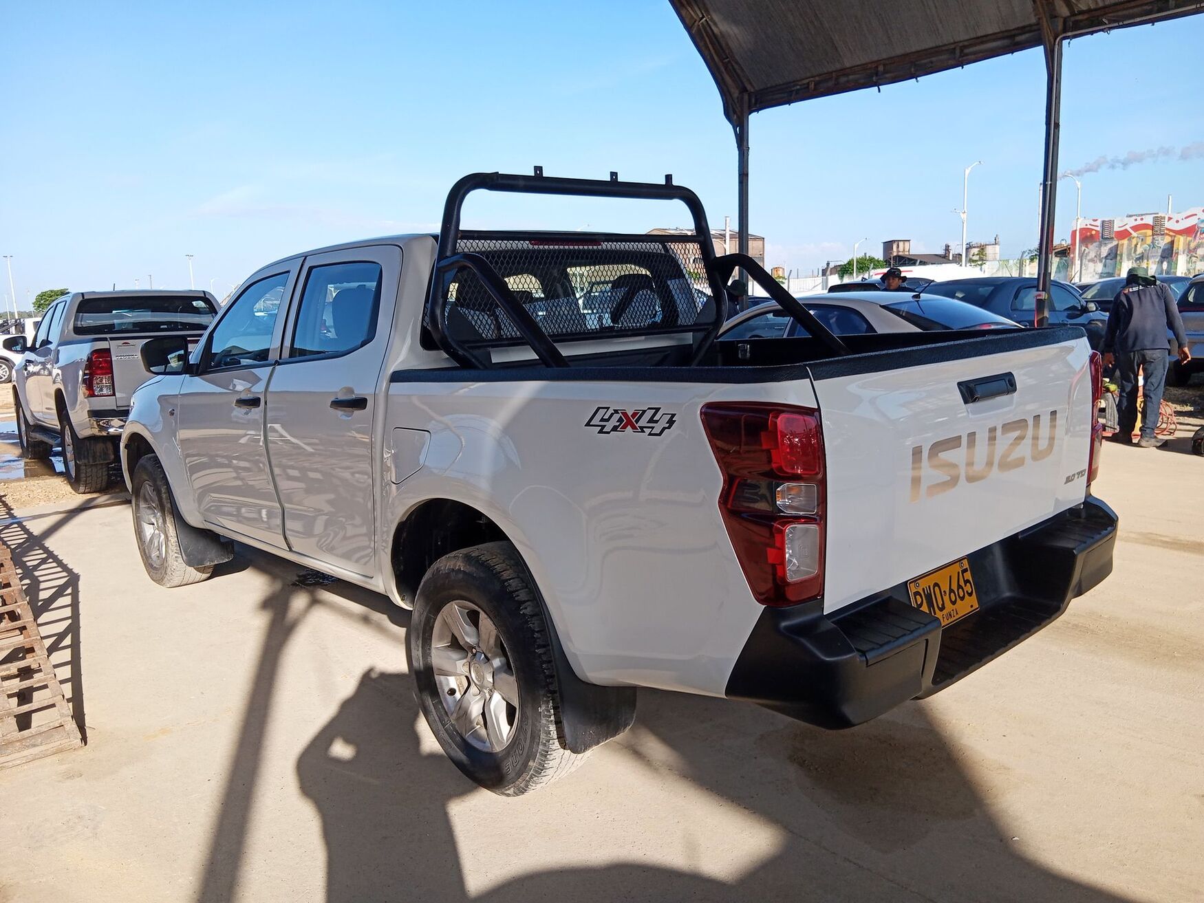 ISUZU FORCE 2025