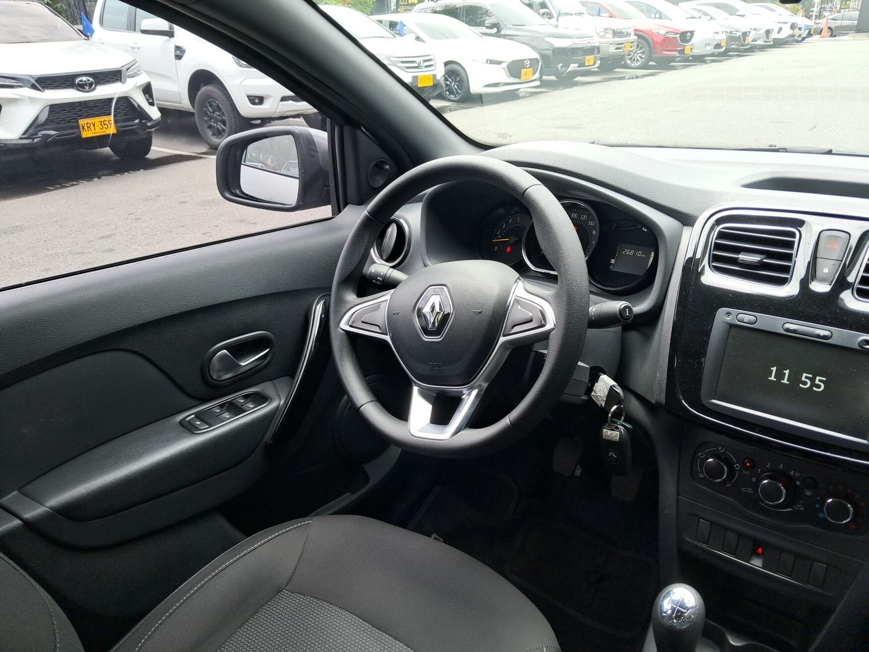 RENAULT LOGAN 2026